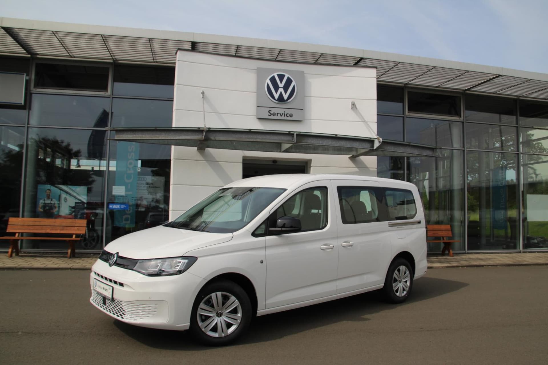 Volkswagen Caddy Maxi Basis-Modell