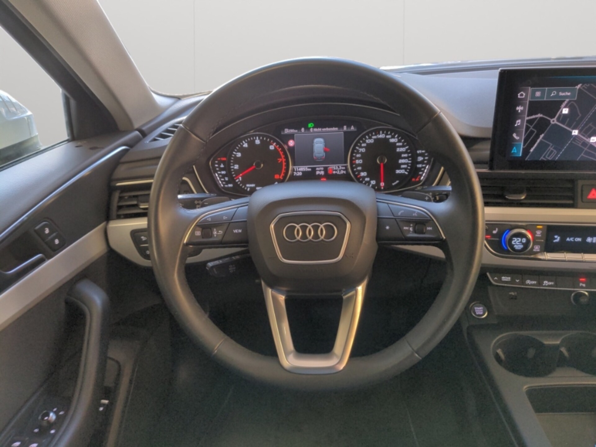 Audi A4 Avant S line