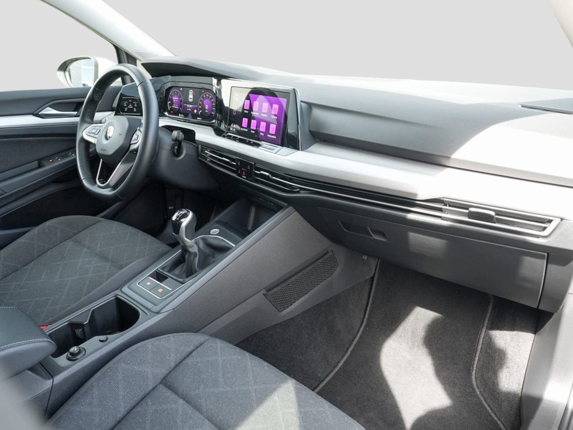 Volkswagen Golf Life
