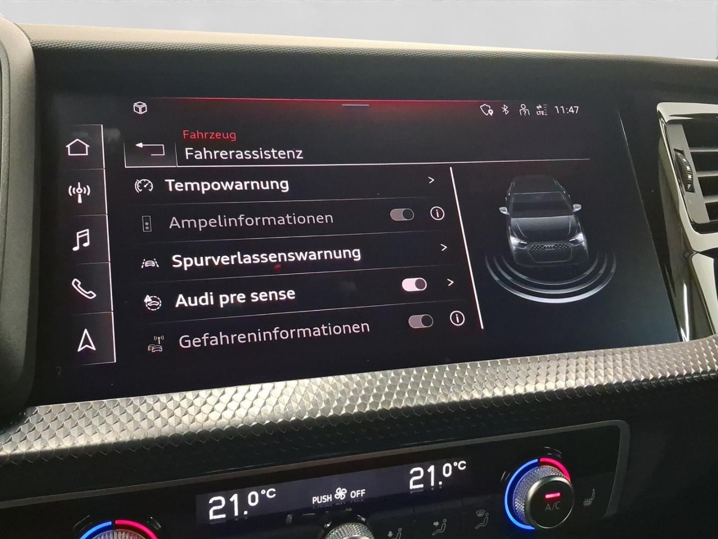 Bild über Audi A1 Sportback S line 30 TFSI Schaltgetriebe - für weitere Informationen kontaktieren Sie den Audi Partner