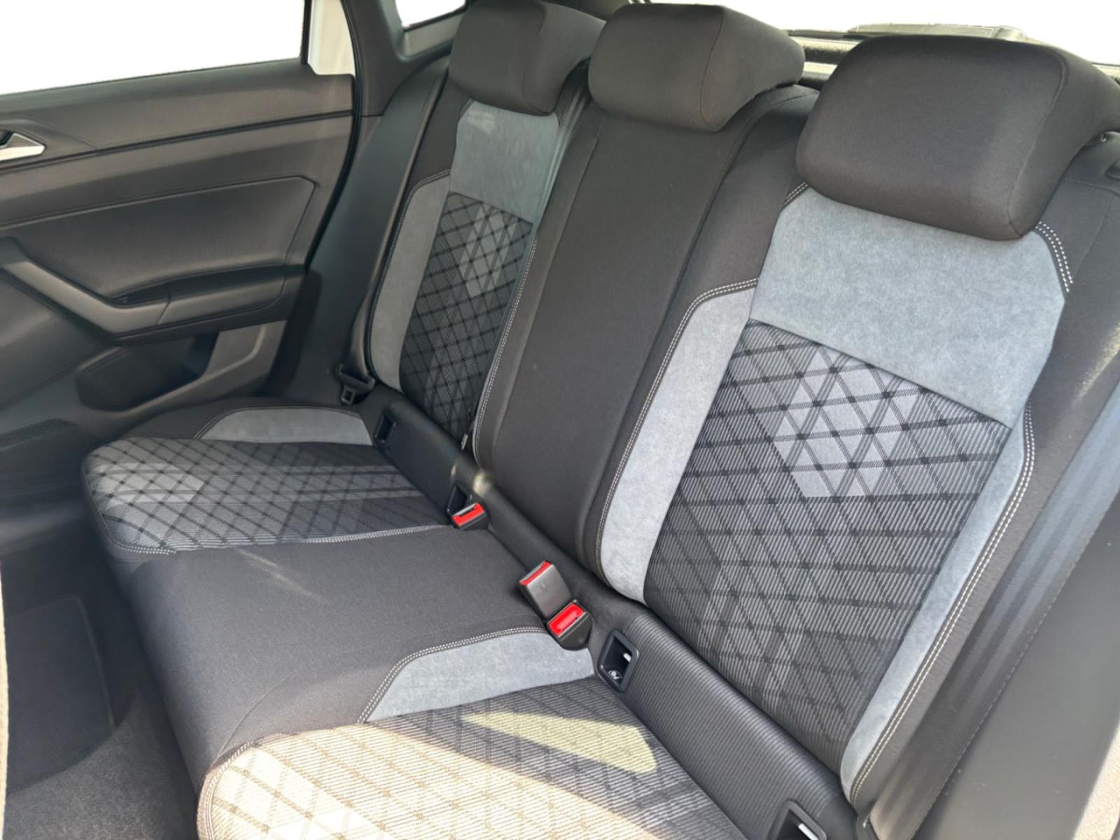 Volkswagen Polo – Bild 9