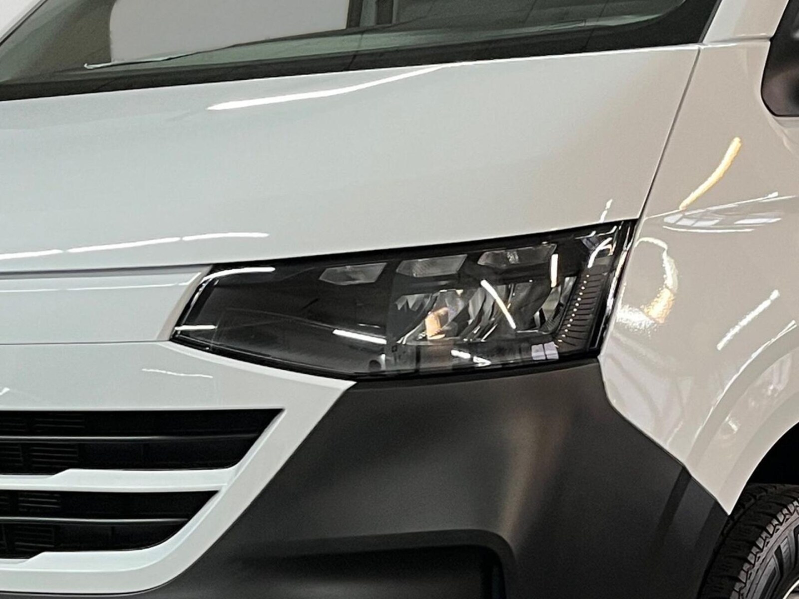 Volkswagen Transporter Kasten langer Radstand – Bild 8