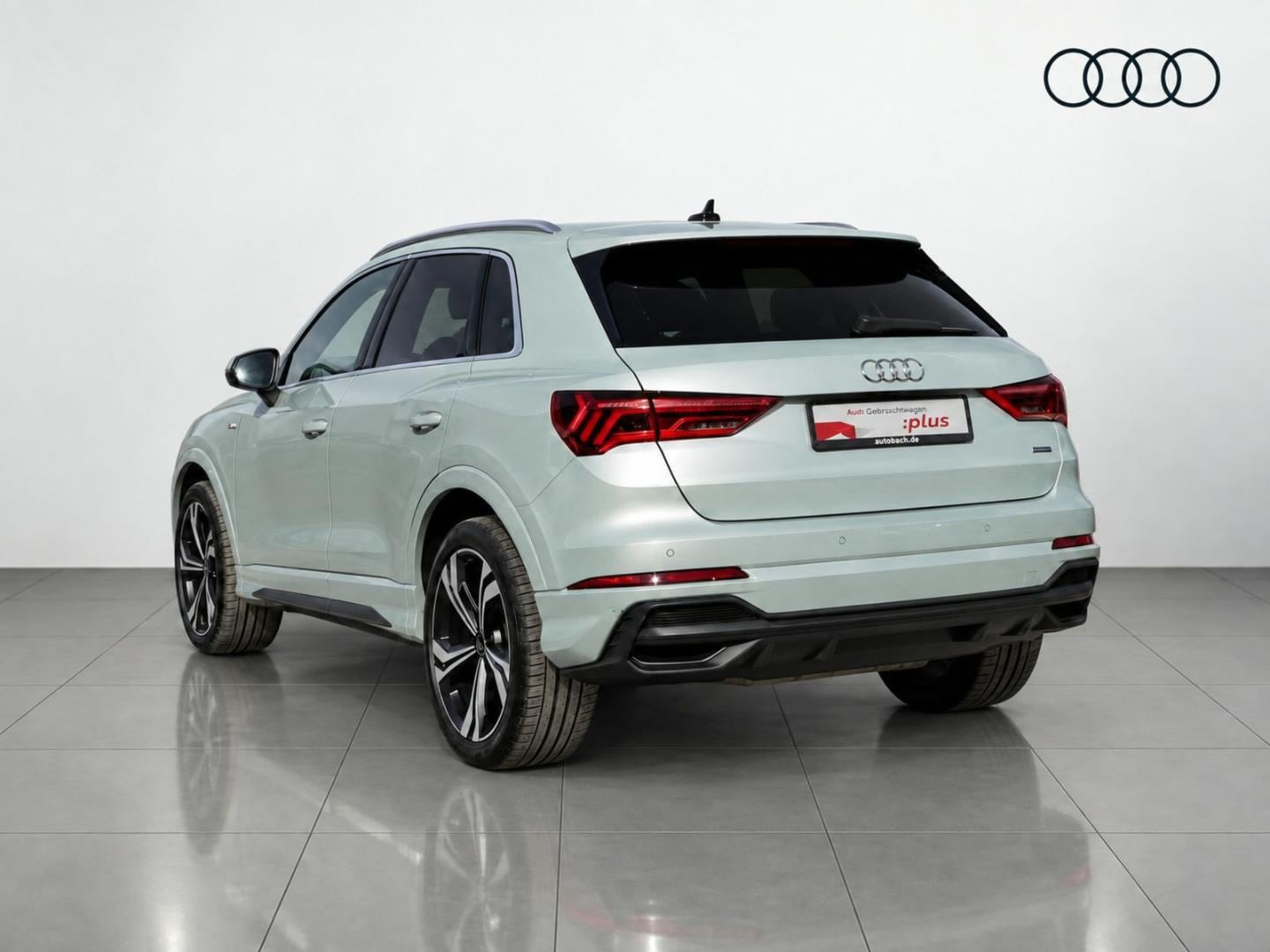 Bild über Audi Q3 S line 40 TFSI quattro S tronic - für weitere Informationen kontaktieren Sie den Audi Partner