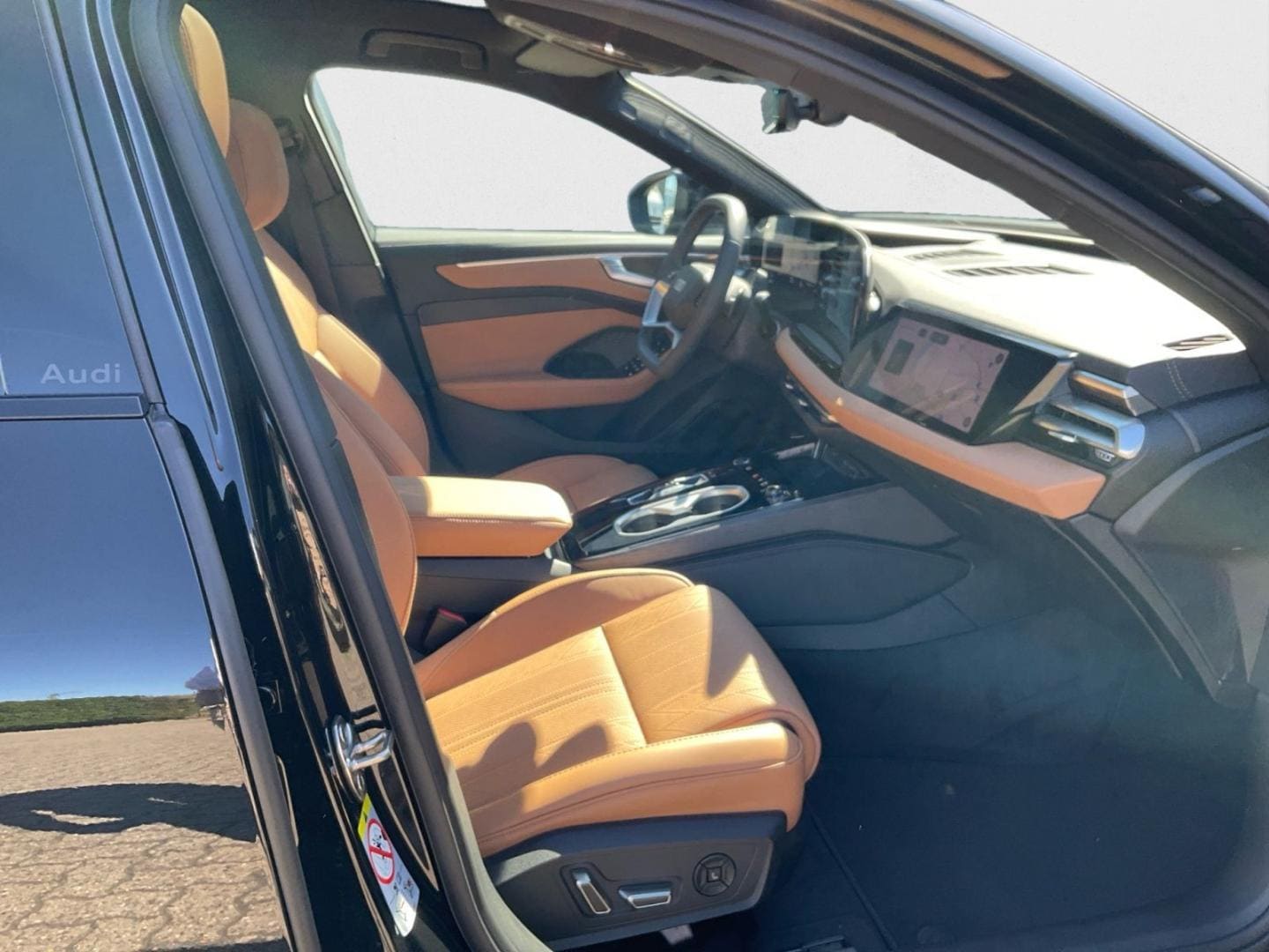 Bild über Audi A6 Avant edition one TDI quattro 220 kW S tronic - für weitere Informationen kontaktieren Sie den Audi Partner