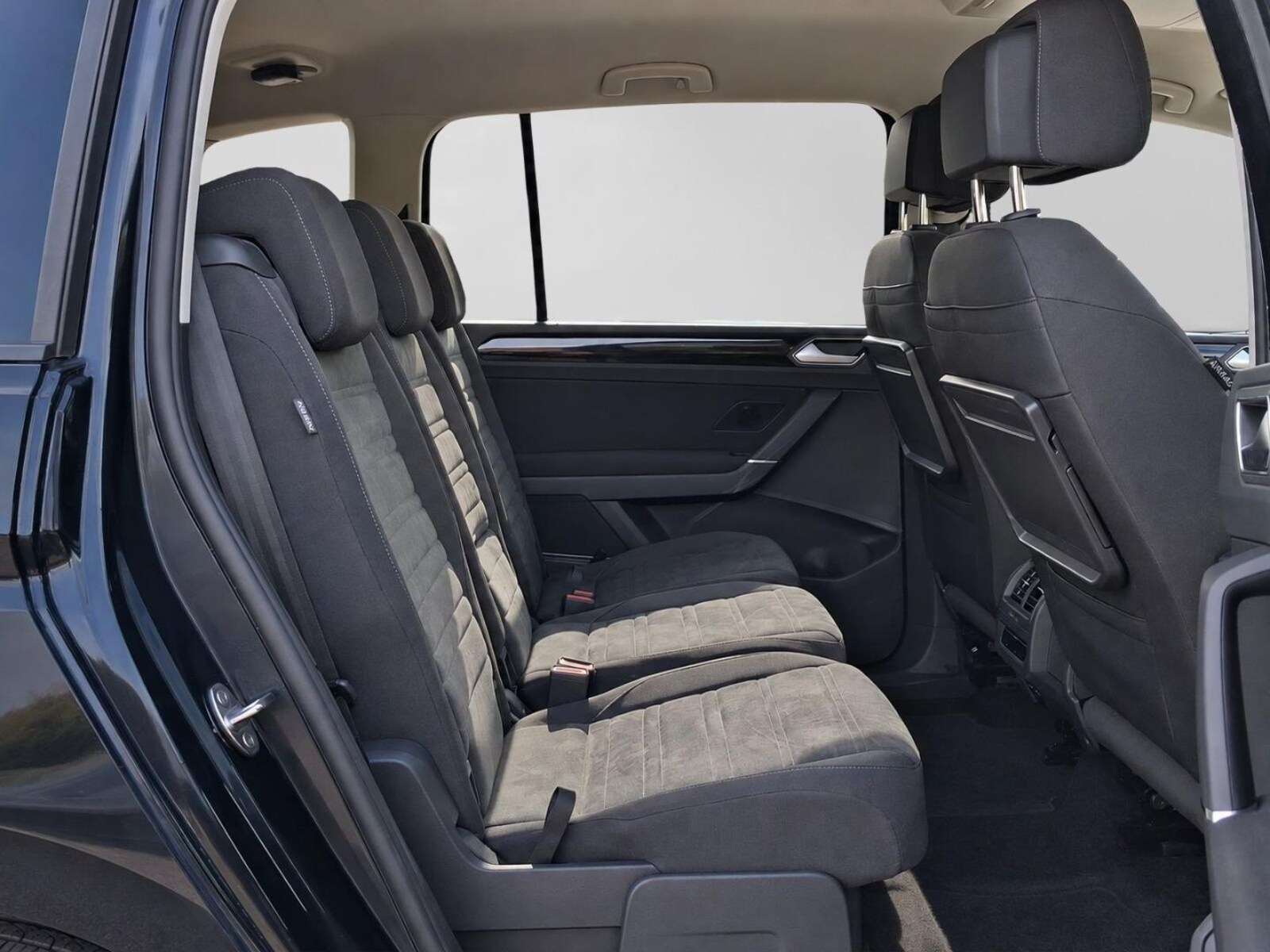 Volkswagen Touran – Bild 15