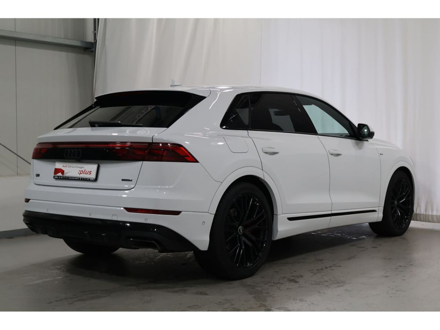 Bild über Audi Q8 SUV 50 TDI quattro tiptronic - für weitere Informationen kontaktieren Sie den Audi Partner