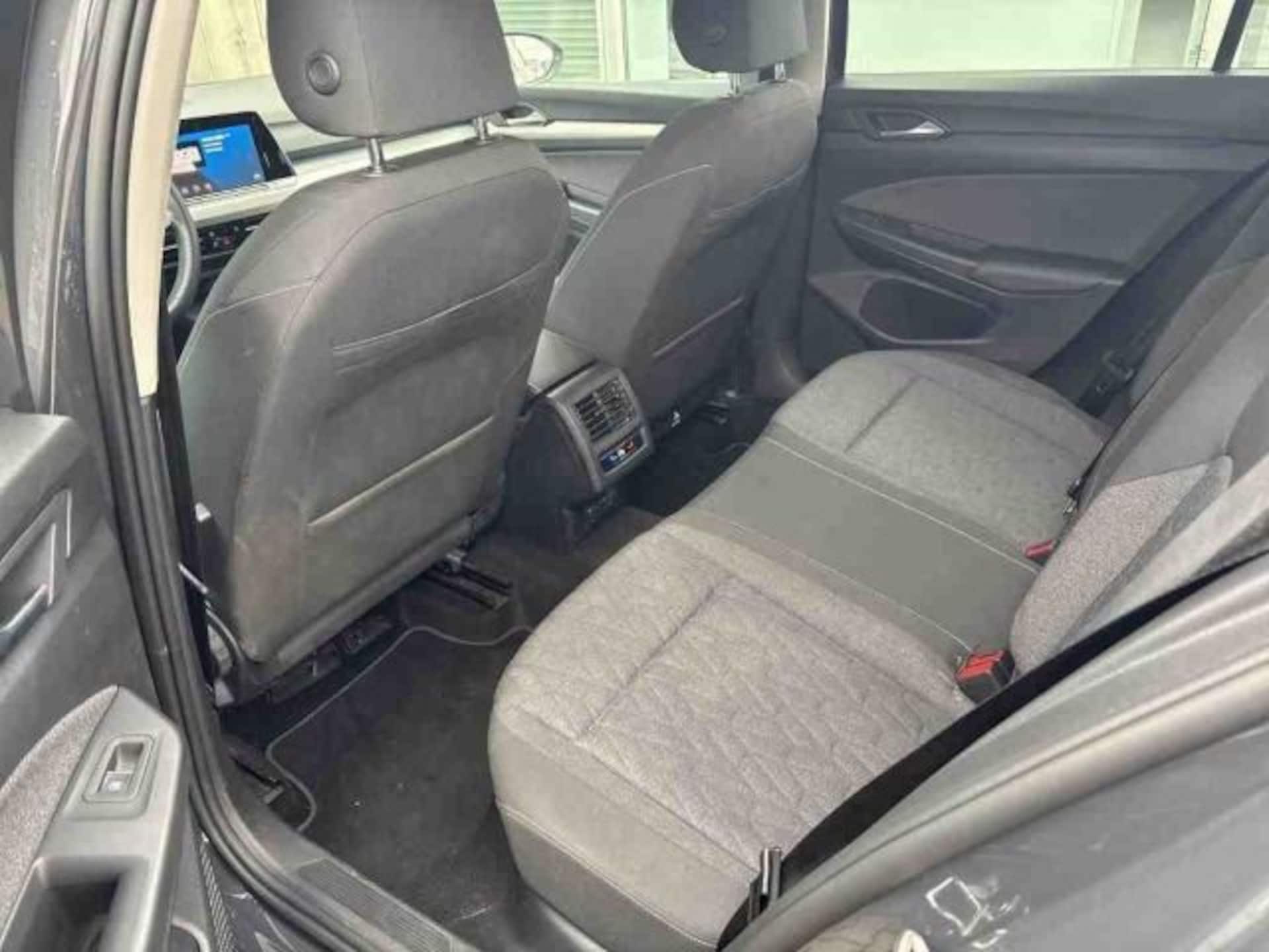Volkswagen Golf MOVE