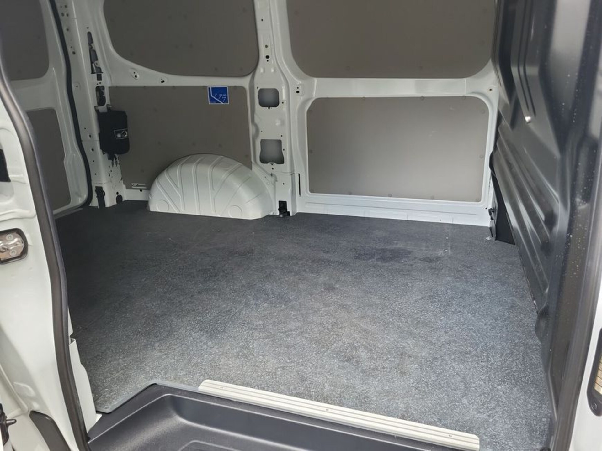 Volkswagen Transporter Kasten kurzer Radstand