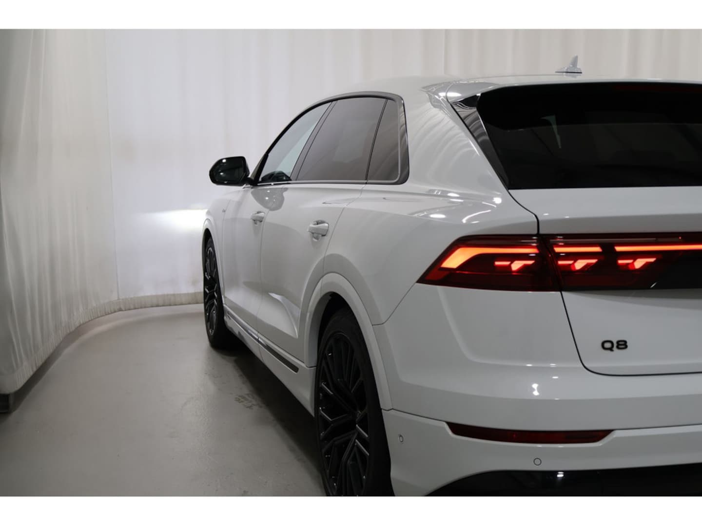 Bild über Audi Q8 SUV 50 TDI quattro tiptronic - für weitere Informationen kontaktieren Sie den Audi Partner