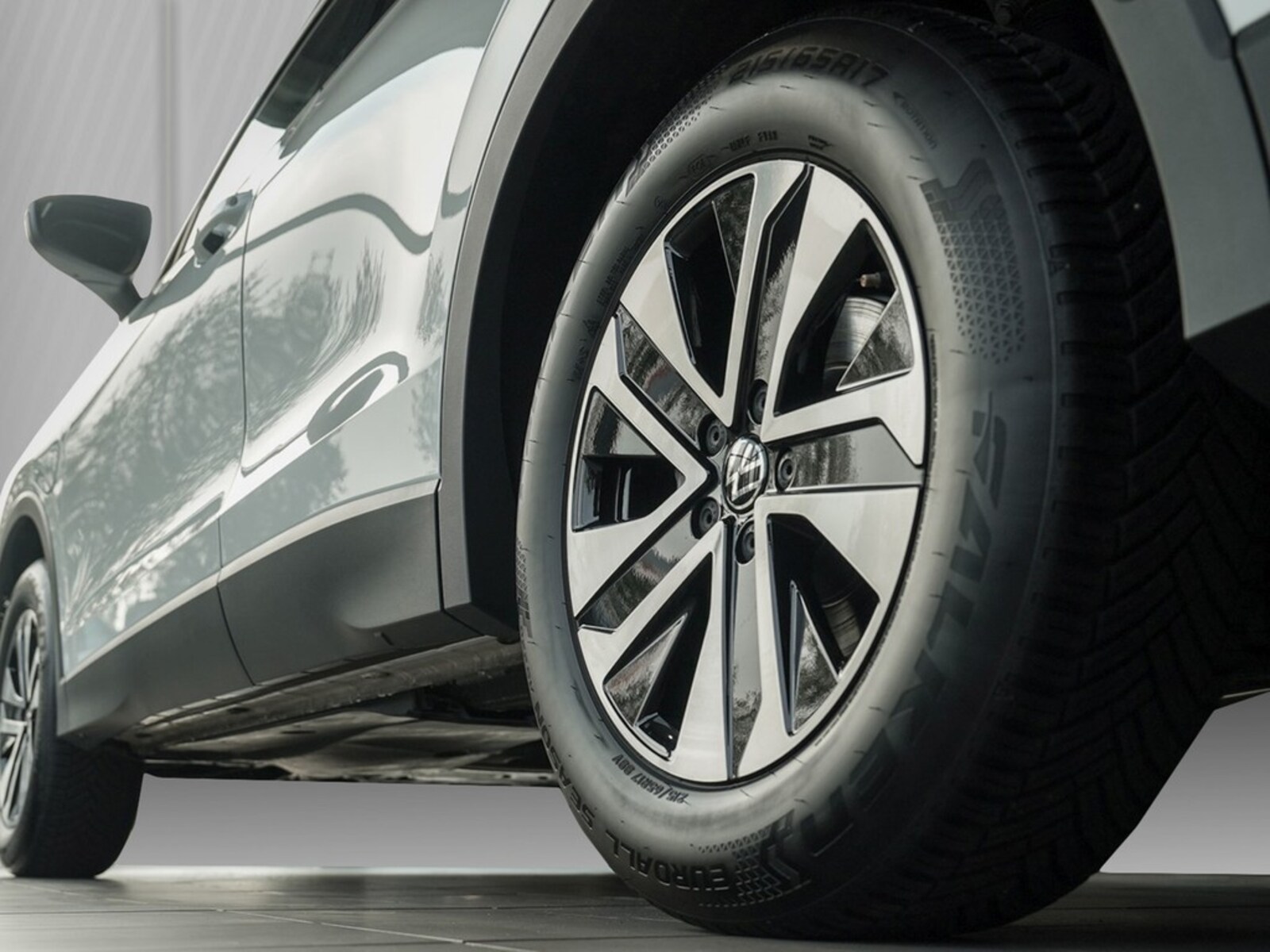 Volkswagen Tiguan – Bild 4