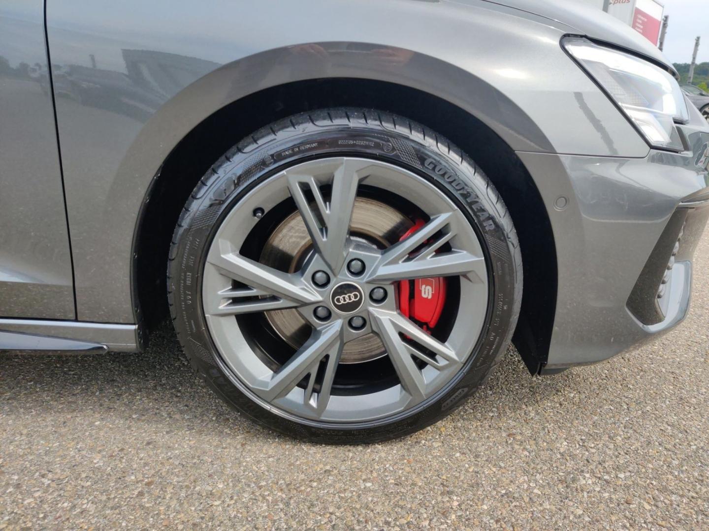 Image about Audi S3 Limousine TFSI quattro S tronic