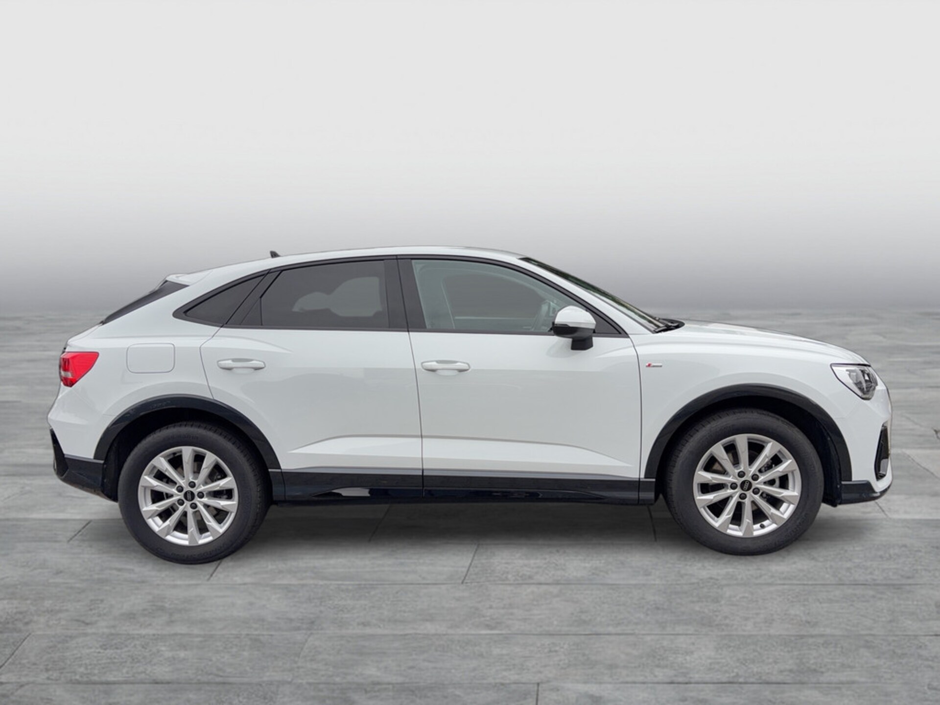 Audi Q3 Sportback S line