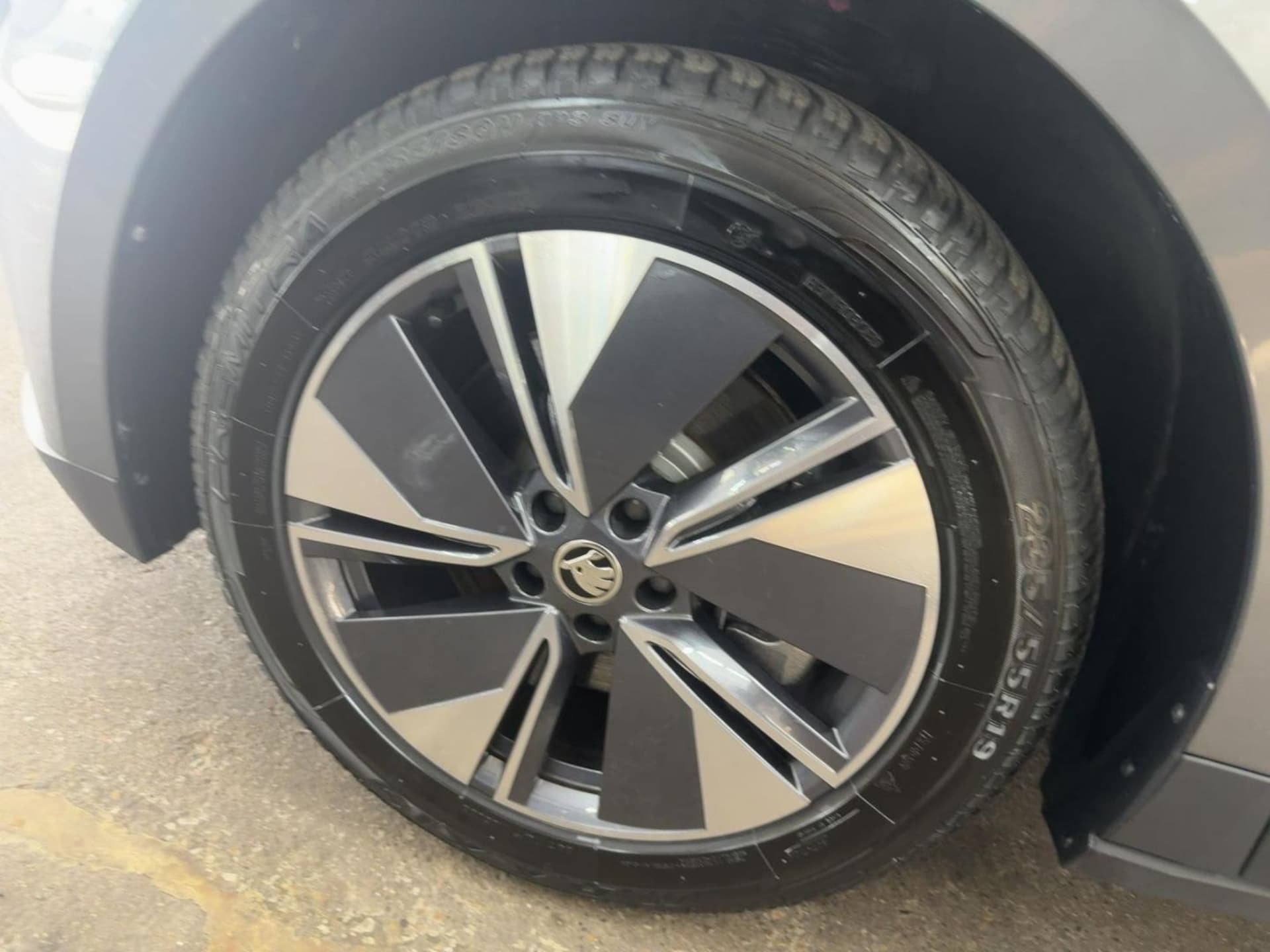 Skoda Enyaq 85x
