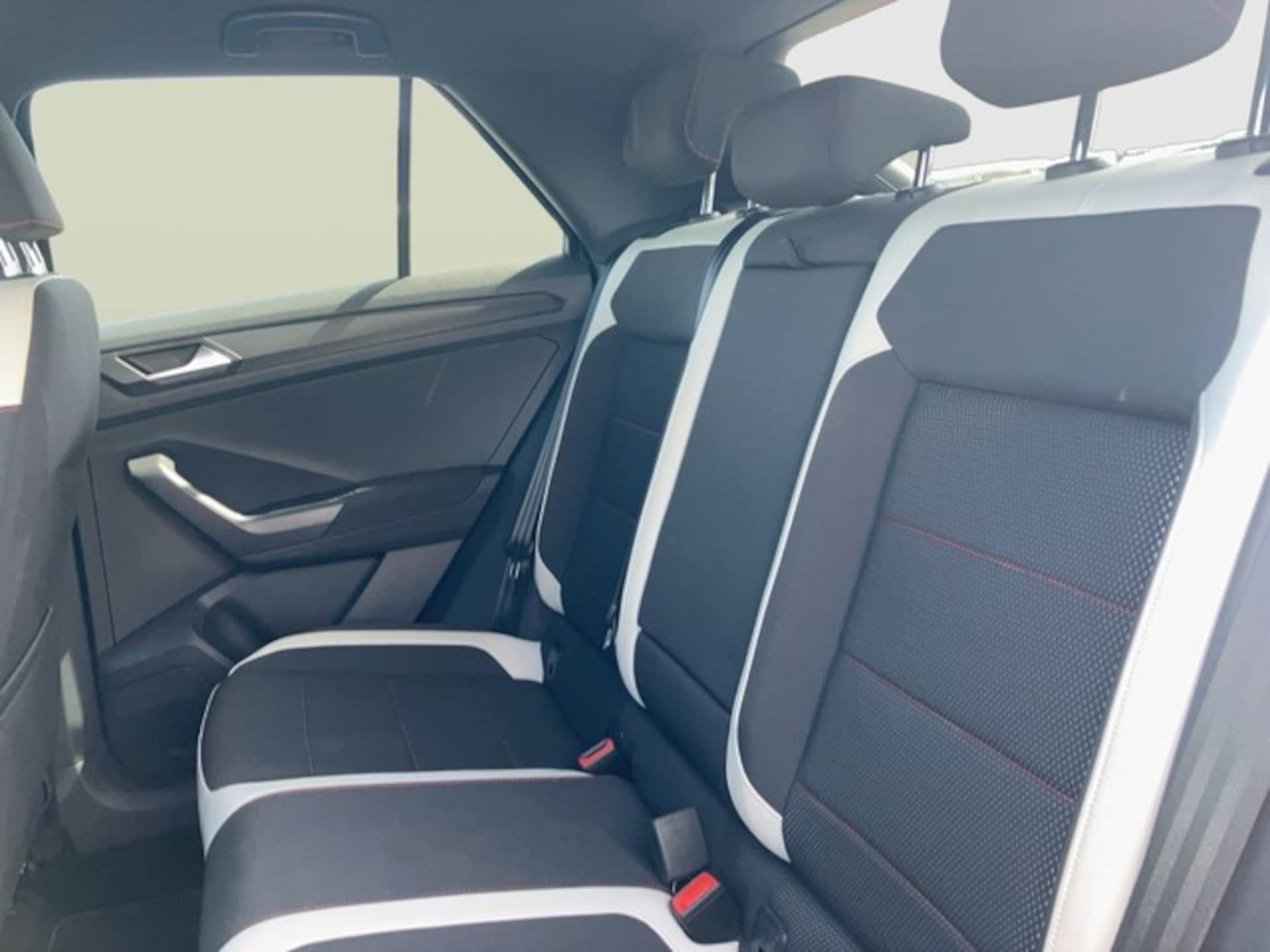 Volkswagen T-Roc Sport