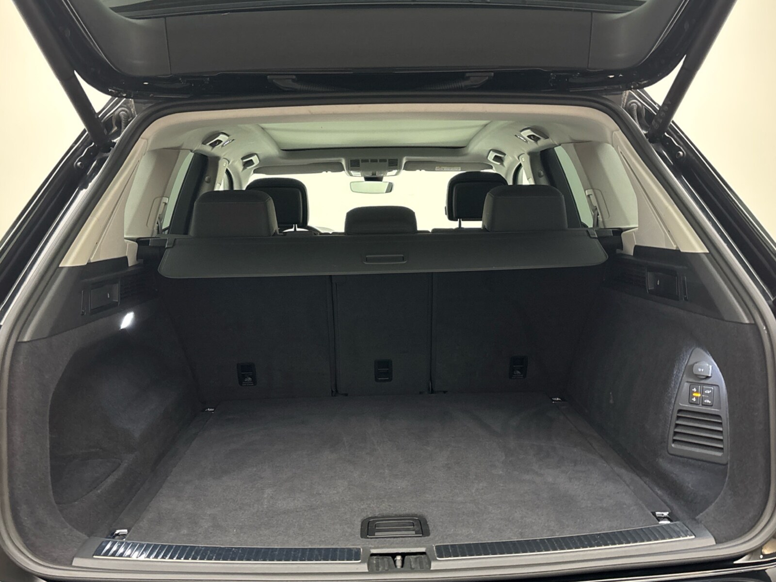 Volkswagen Touareg – Bild 13