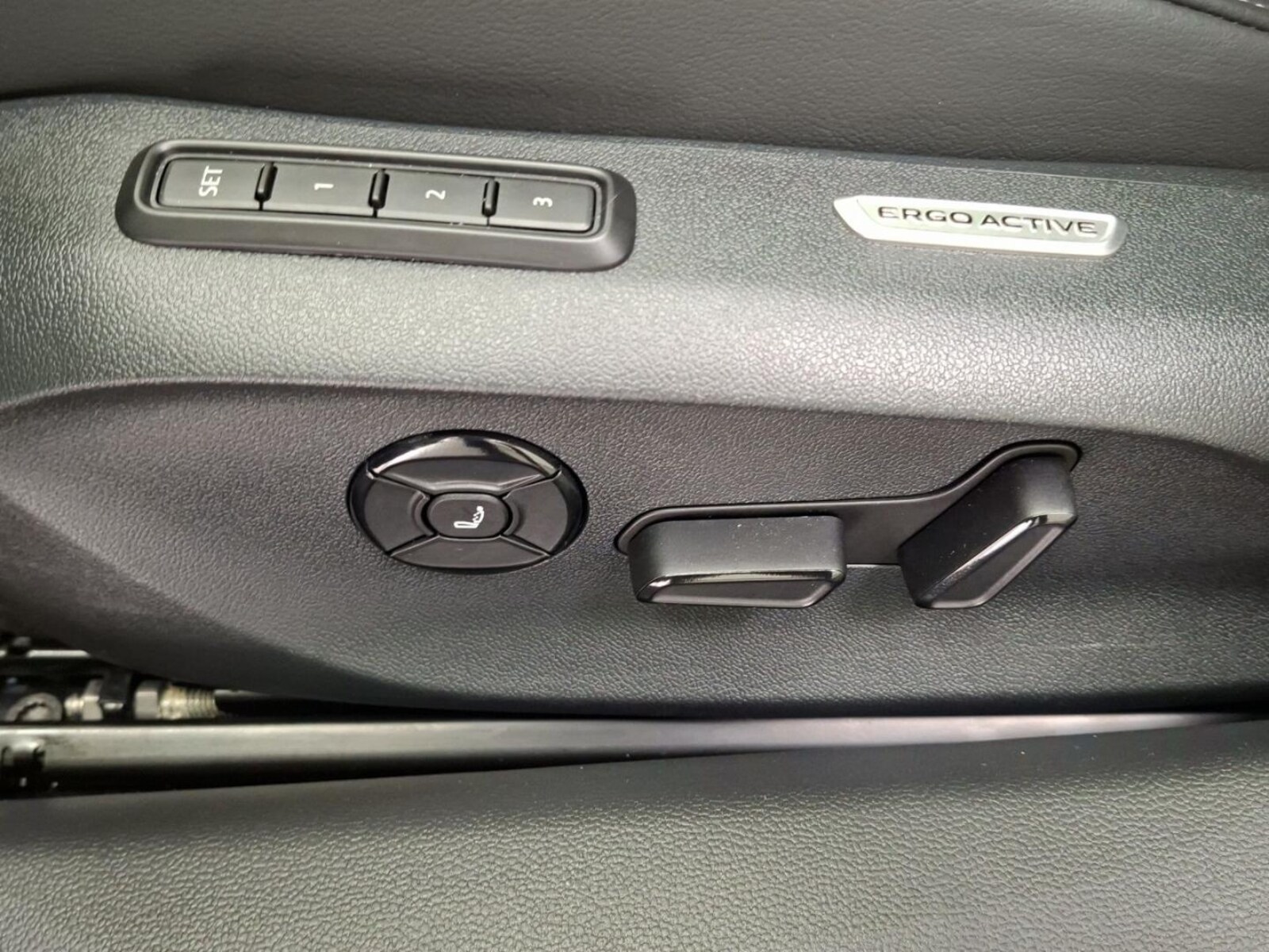 Volkswagen Passat – Bild 20