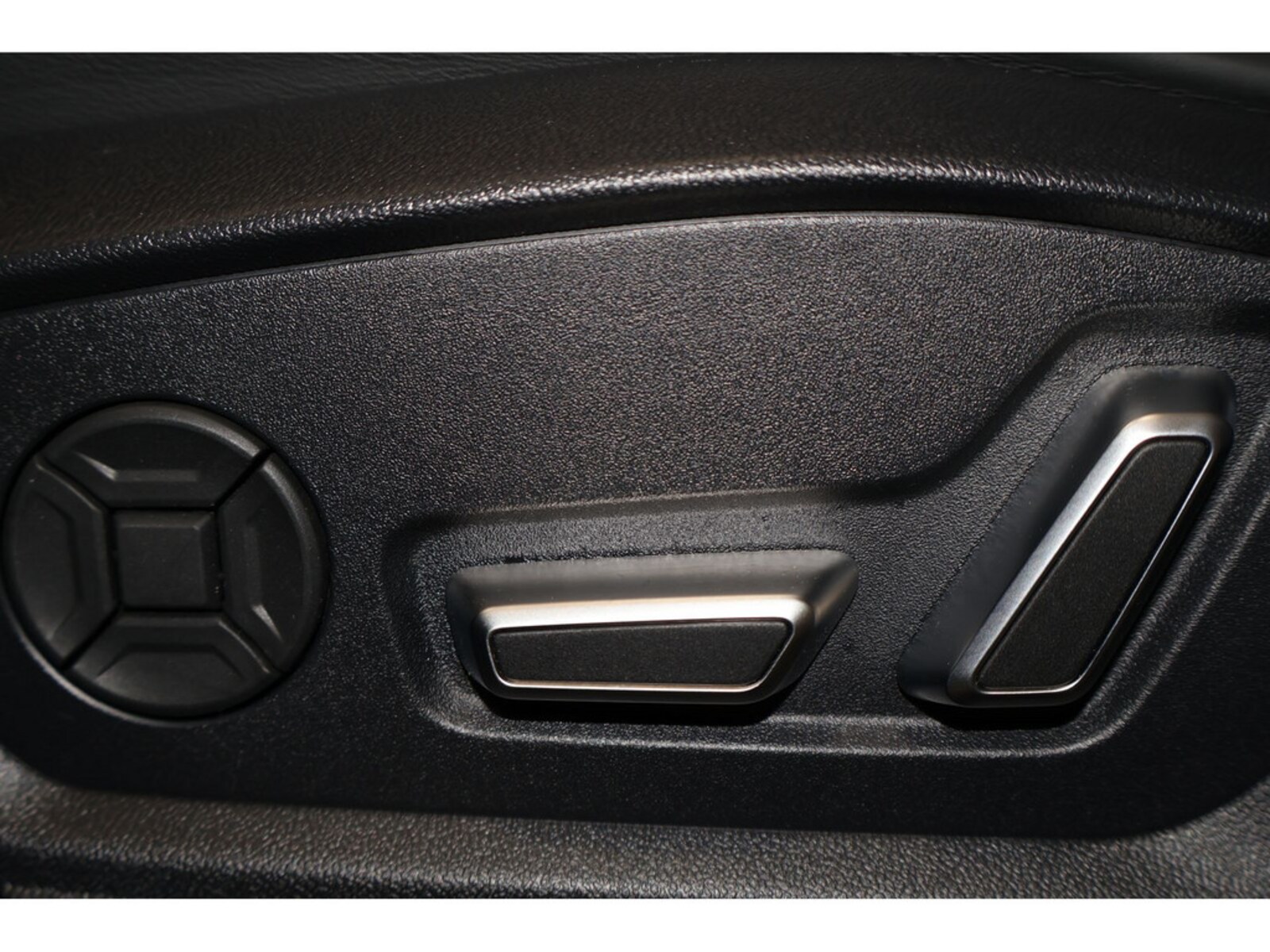 Audi Q8 – Bild 18