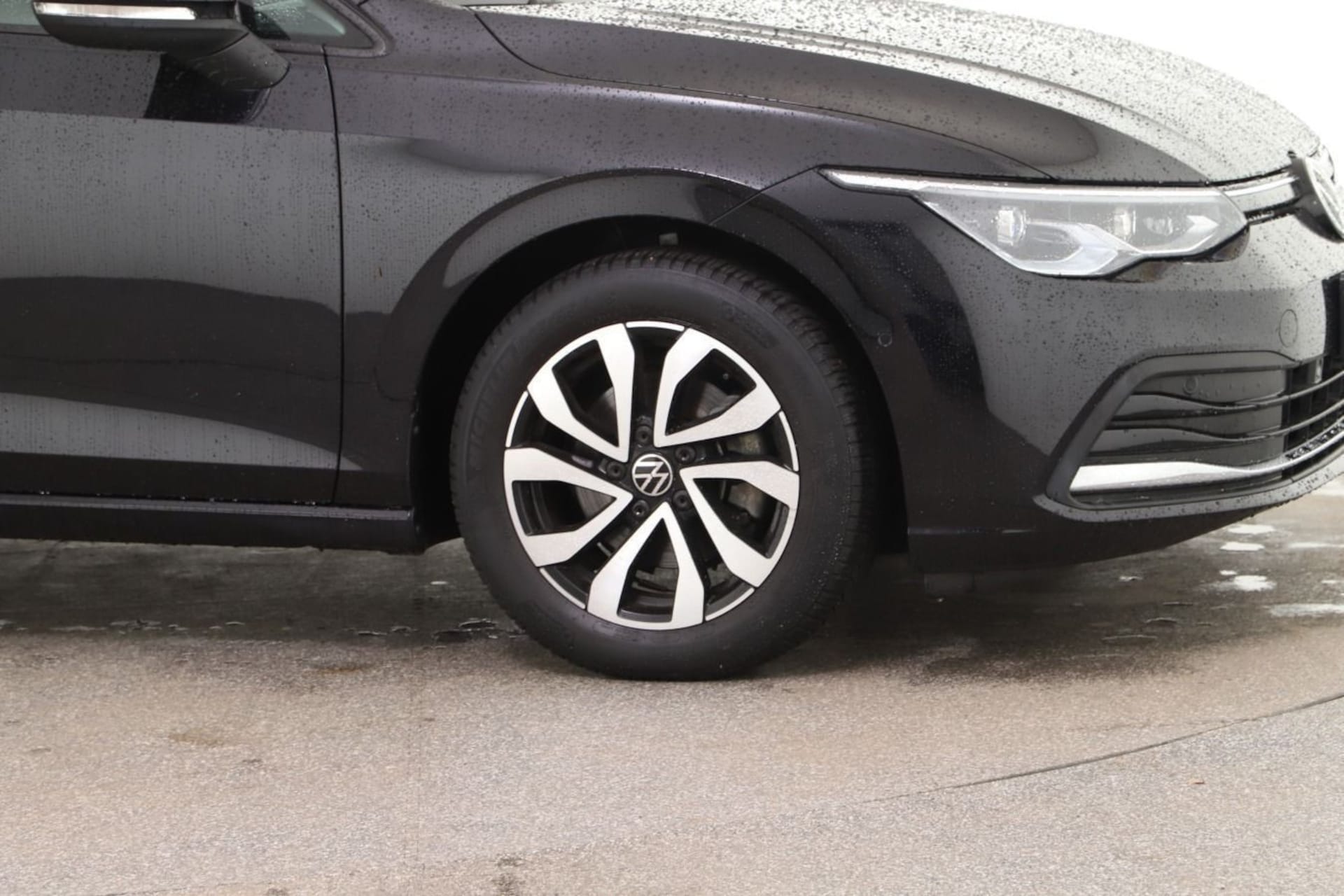 Volkswagen Golf Active