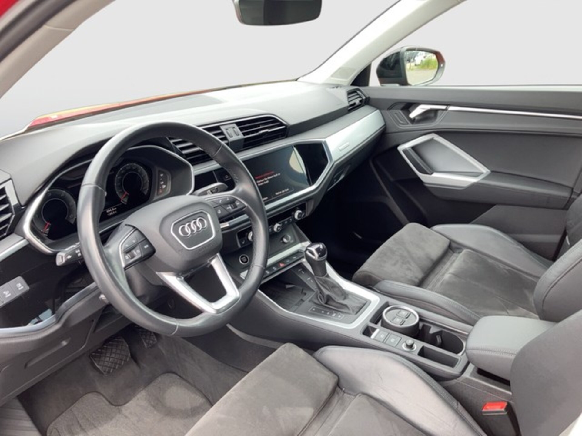 Audi Q3 SUV S line