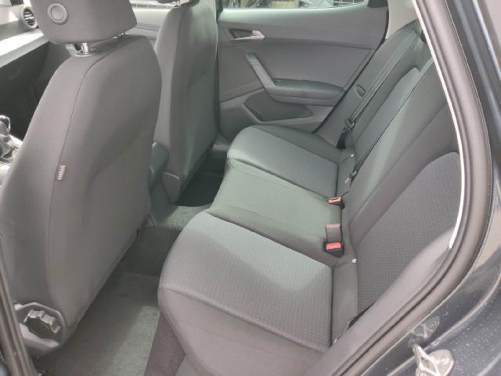 SEAT Arona – Bild 12