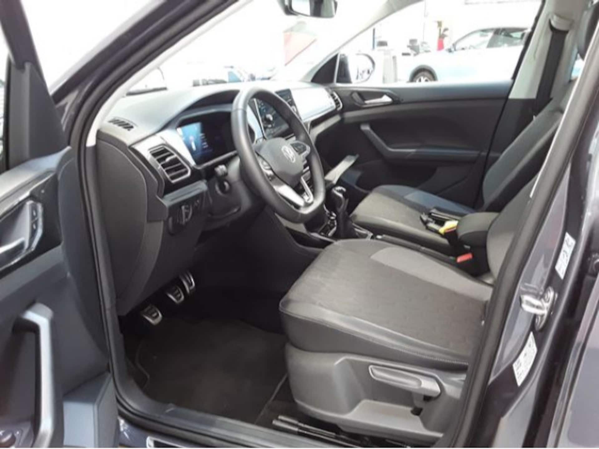 Volkswagen T-Cross Life
