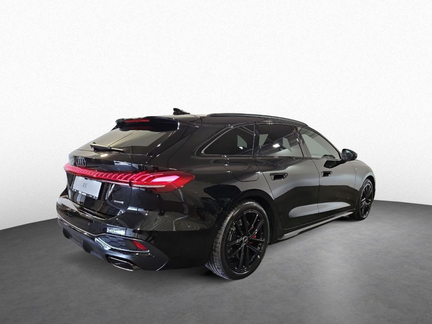 Bild über Audi A5 Avant e-hybrid e-hybrid quattro 220 kW S tronic - für weitere Informationen kontaktieren Sie den Audi Partner