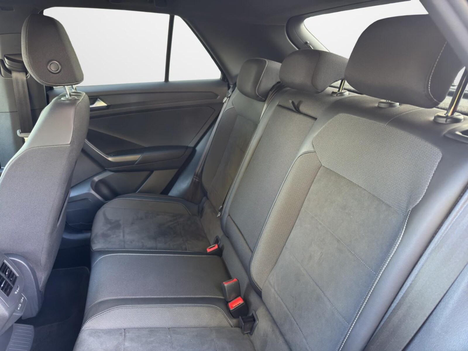 Volkswagen T-Roc – Bild 11