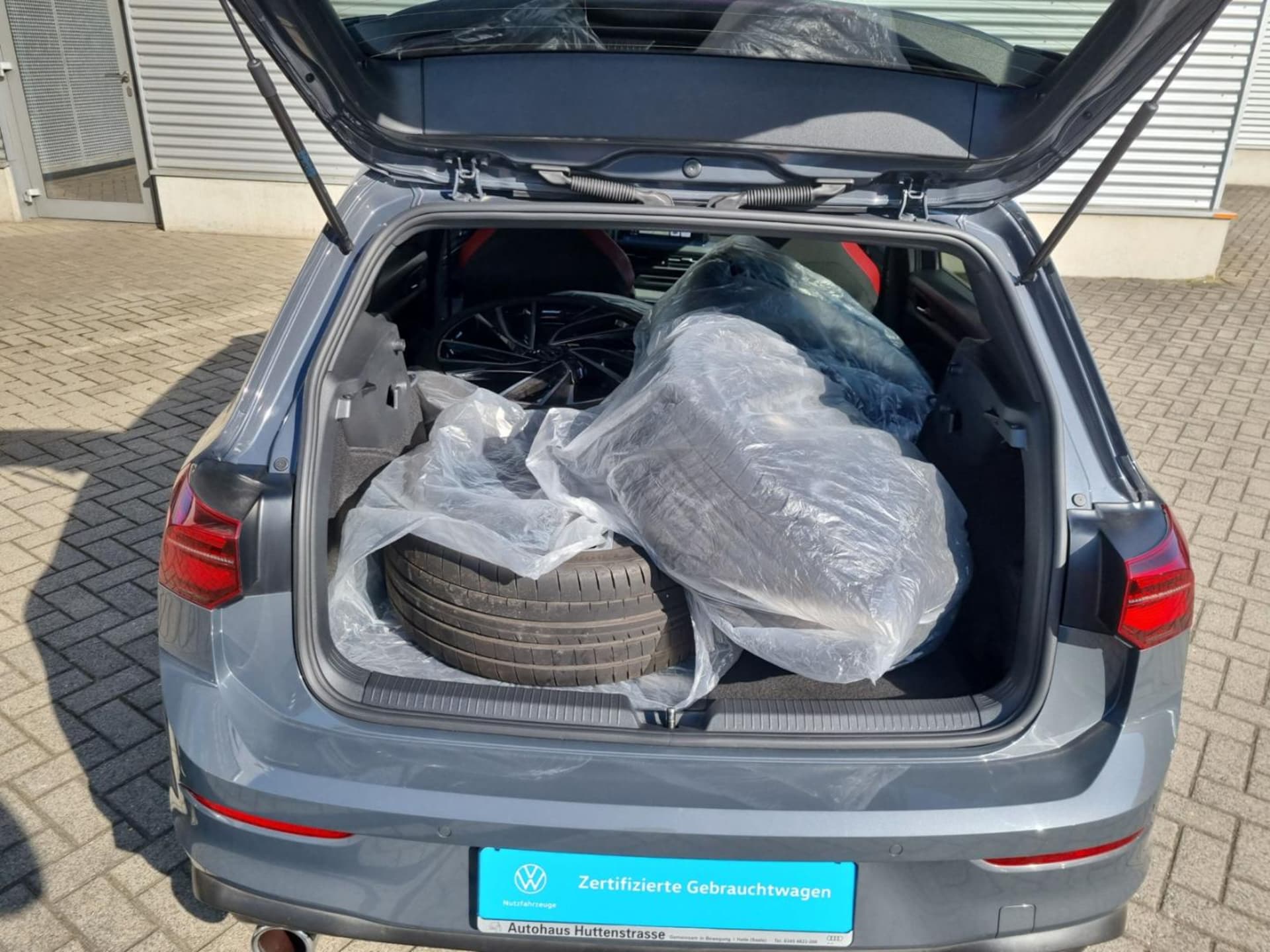 Volkswagen Golf GTI