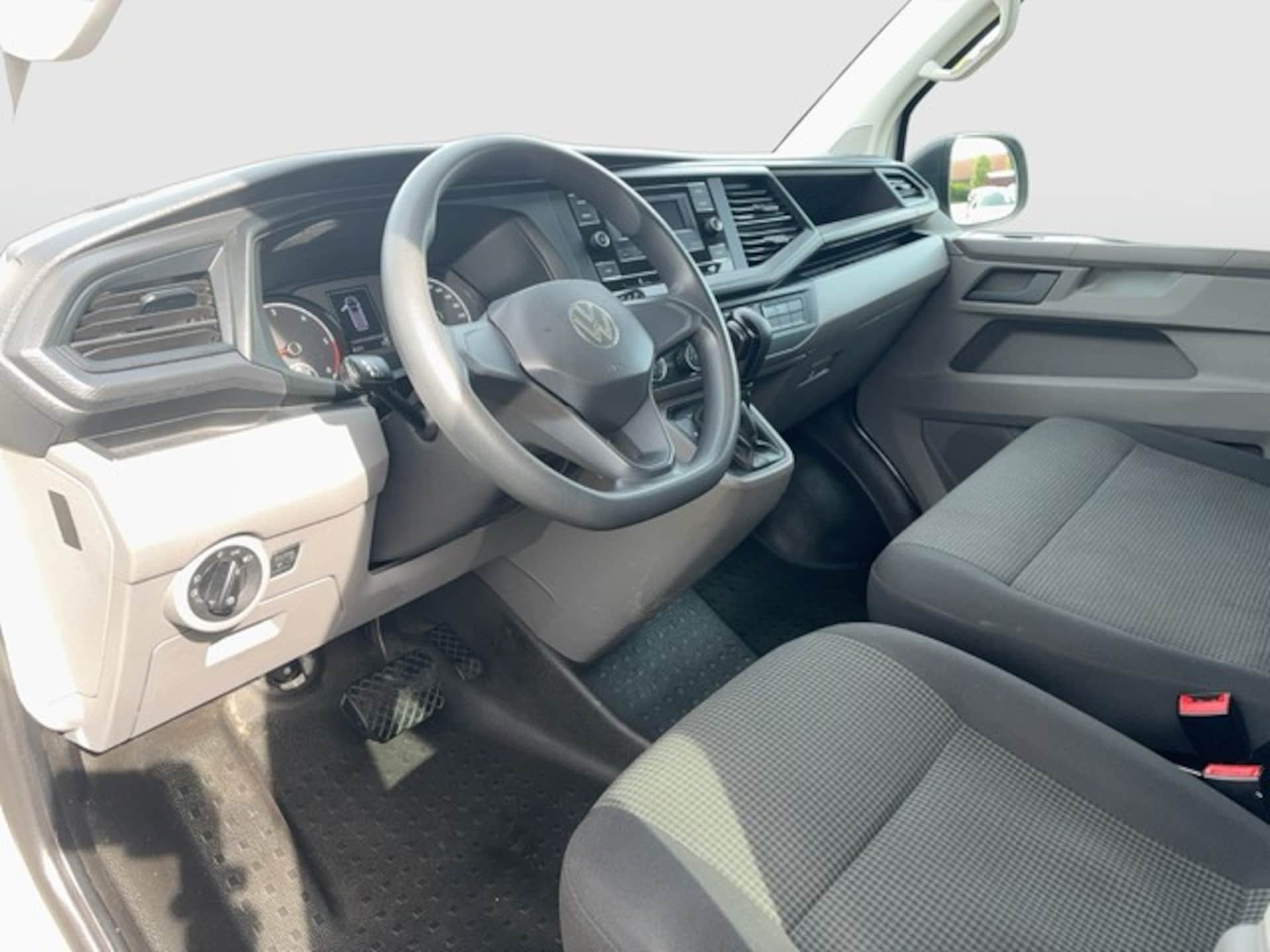 Volkswagen T6.1 Transporter Kombi kurzer Radstand