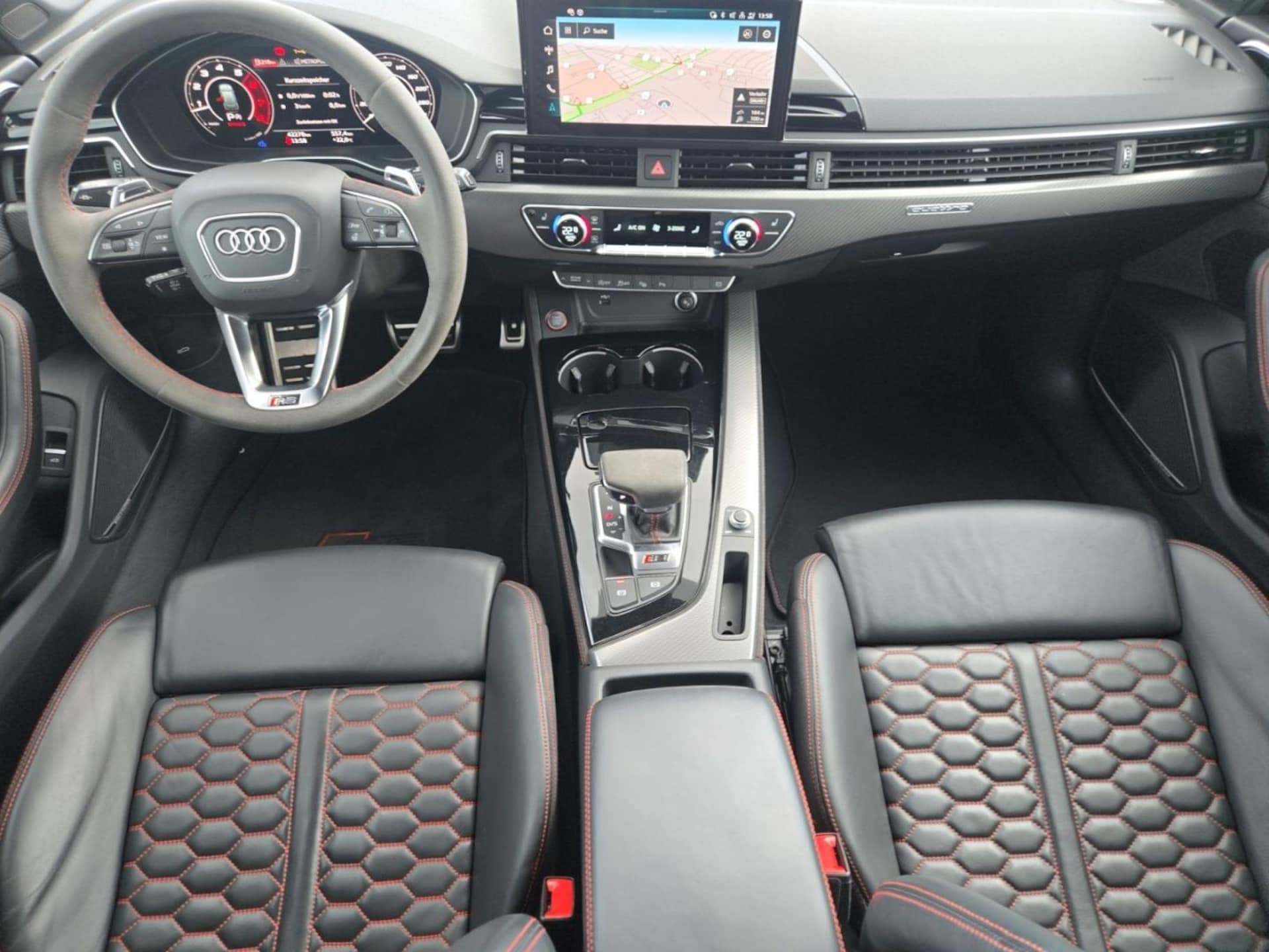 Audi RS 4 Avant