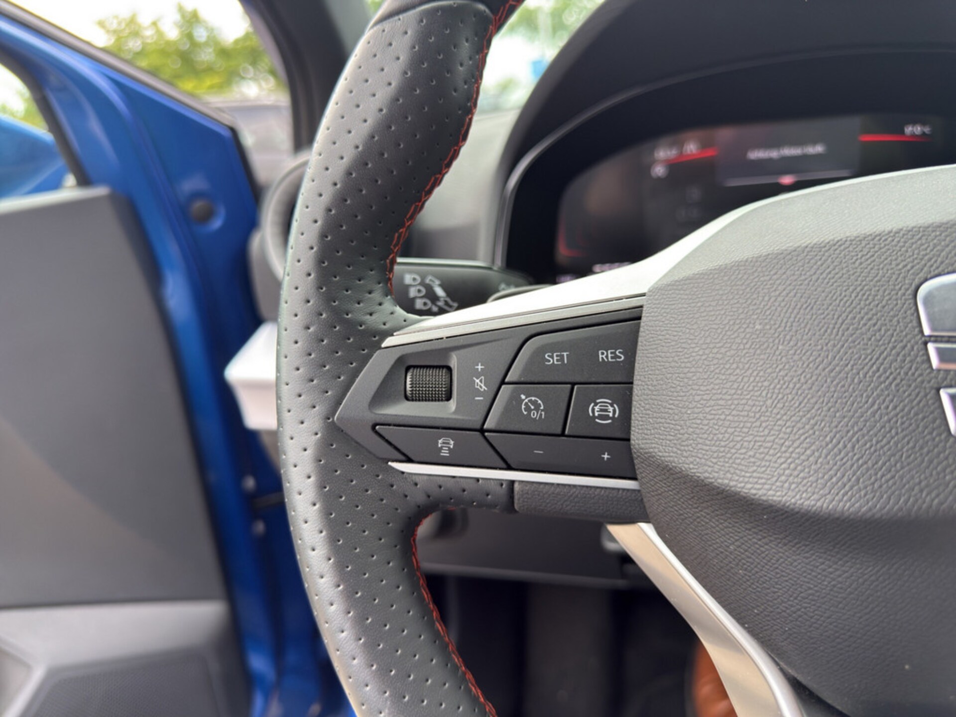 SEAT Arona FR