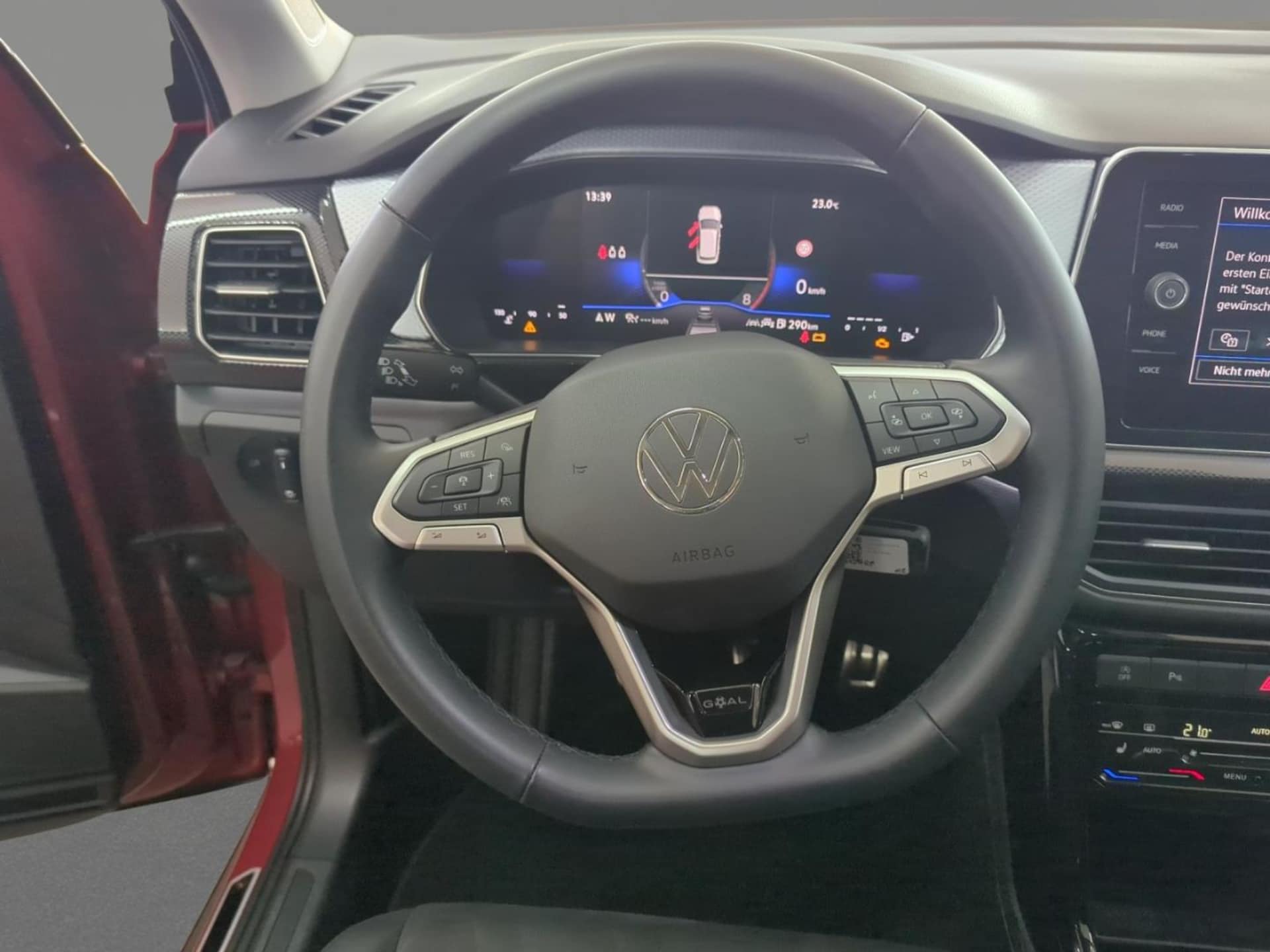 Volkswagen T-Cross Life