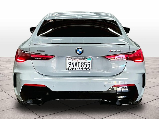 2025 BMW M440i