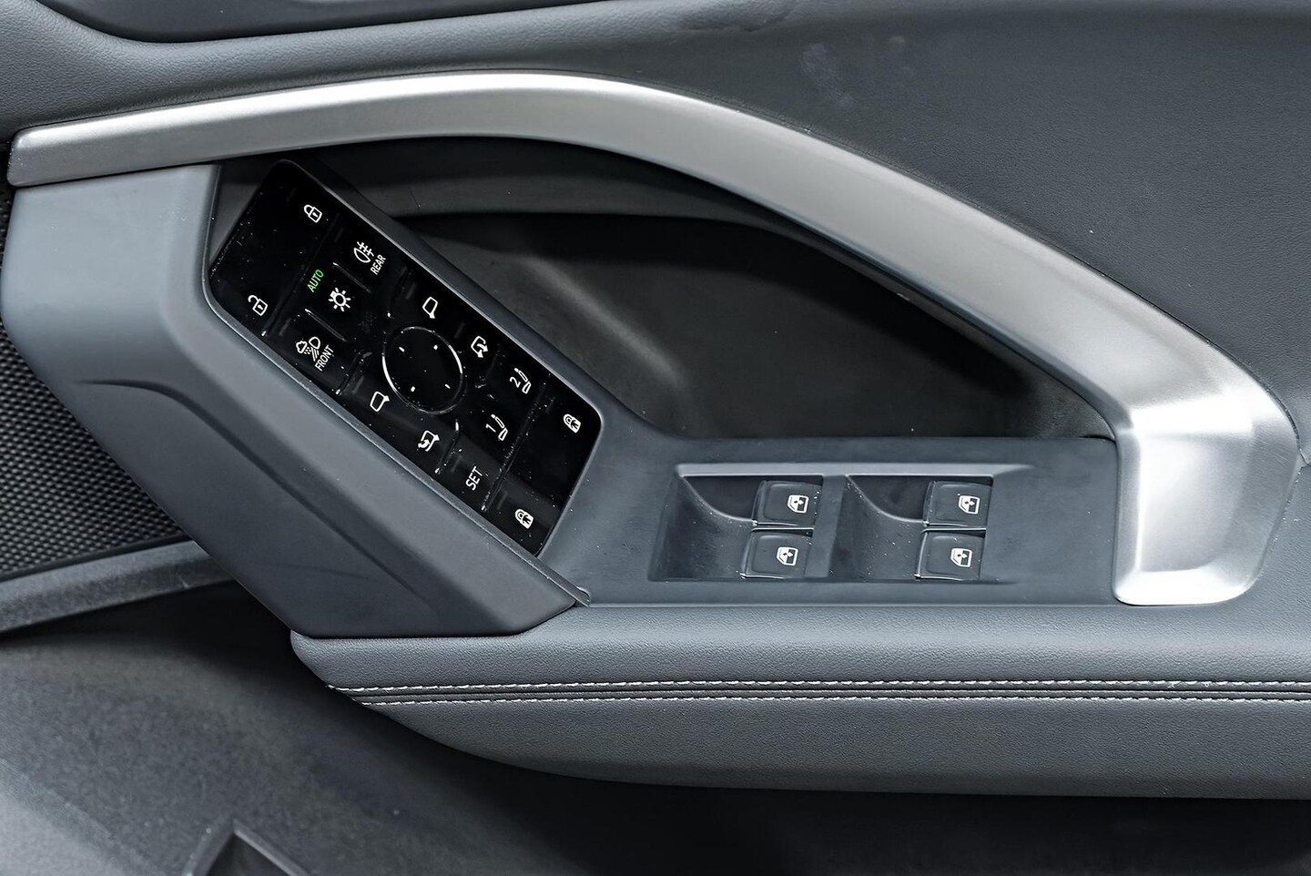 Image about Audi Q5 SUV TFSI 150 kW