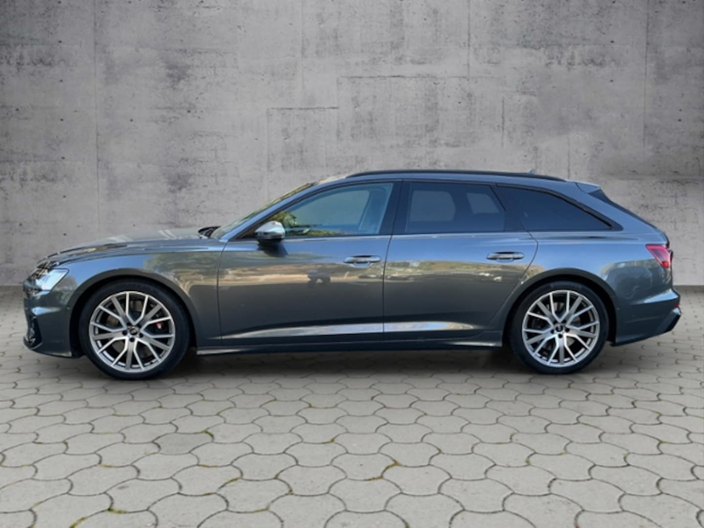 Bild über Audi S6 Avant TDI quattro tiptronic - für weitere Informationen kontaktieren Sie den Audi Partner