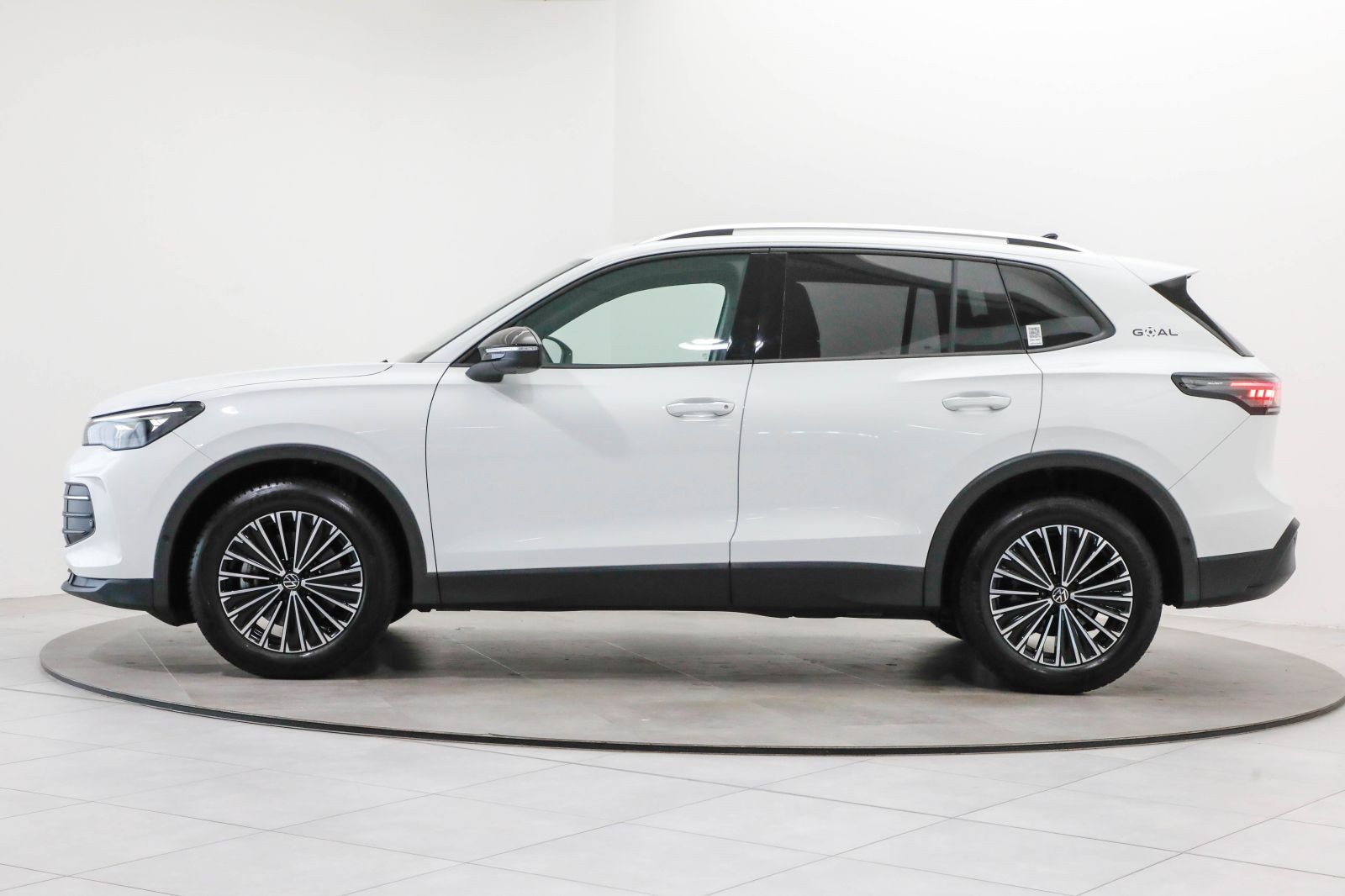 Volkswagen Tiguan – Bild 15