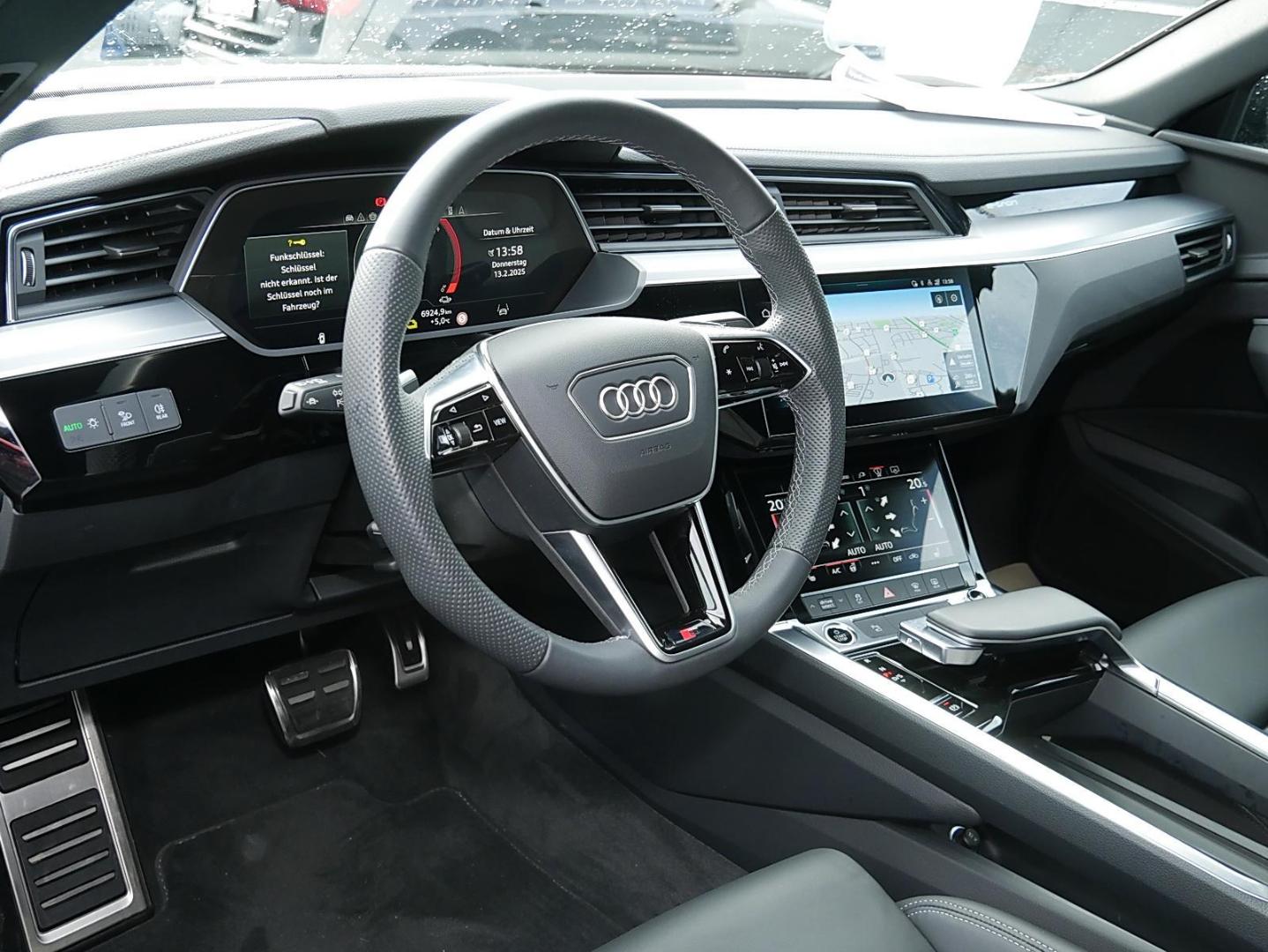 Image about Audi Q8 Sportback e-tron advanced 55 e-tron quattro