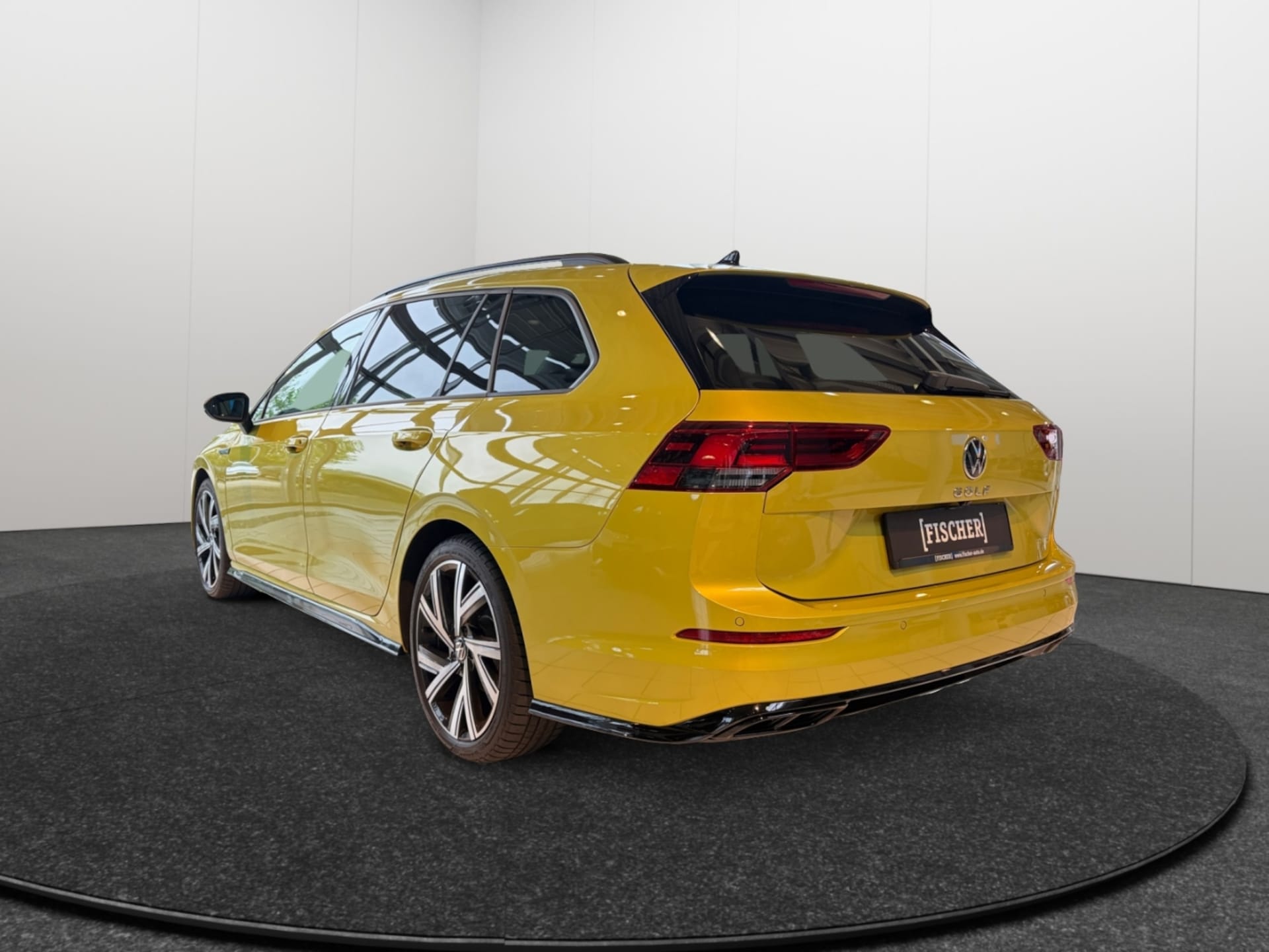 Volkswagen Golf Variant R-Line