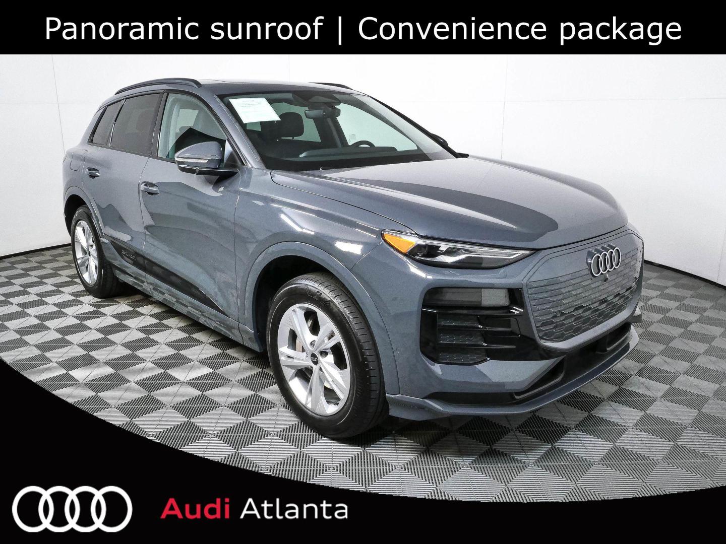 2025 Audi Q6 e-tron Premium's photo