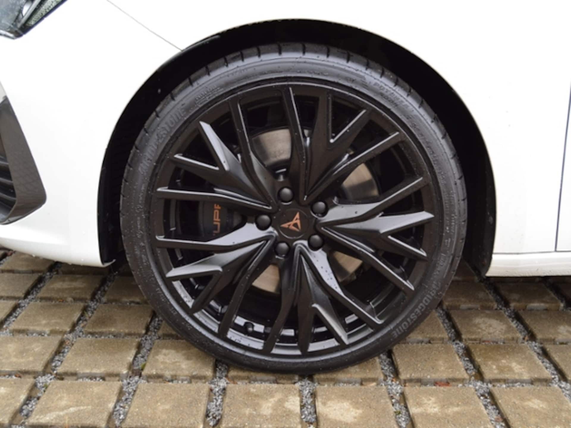 CUPRA Leon Sportstourer