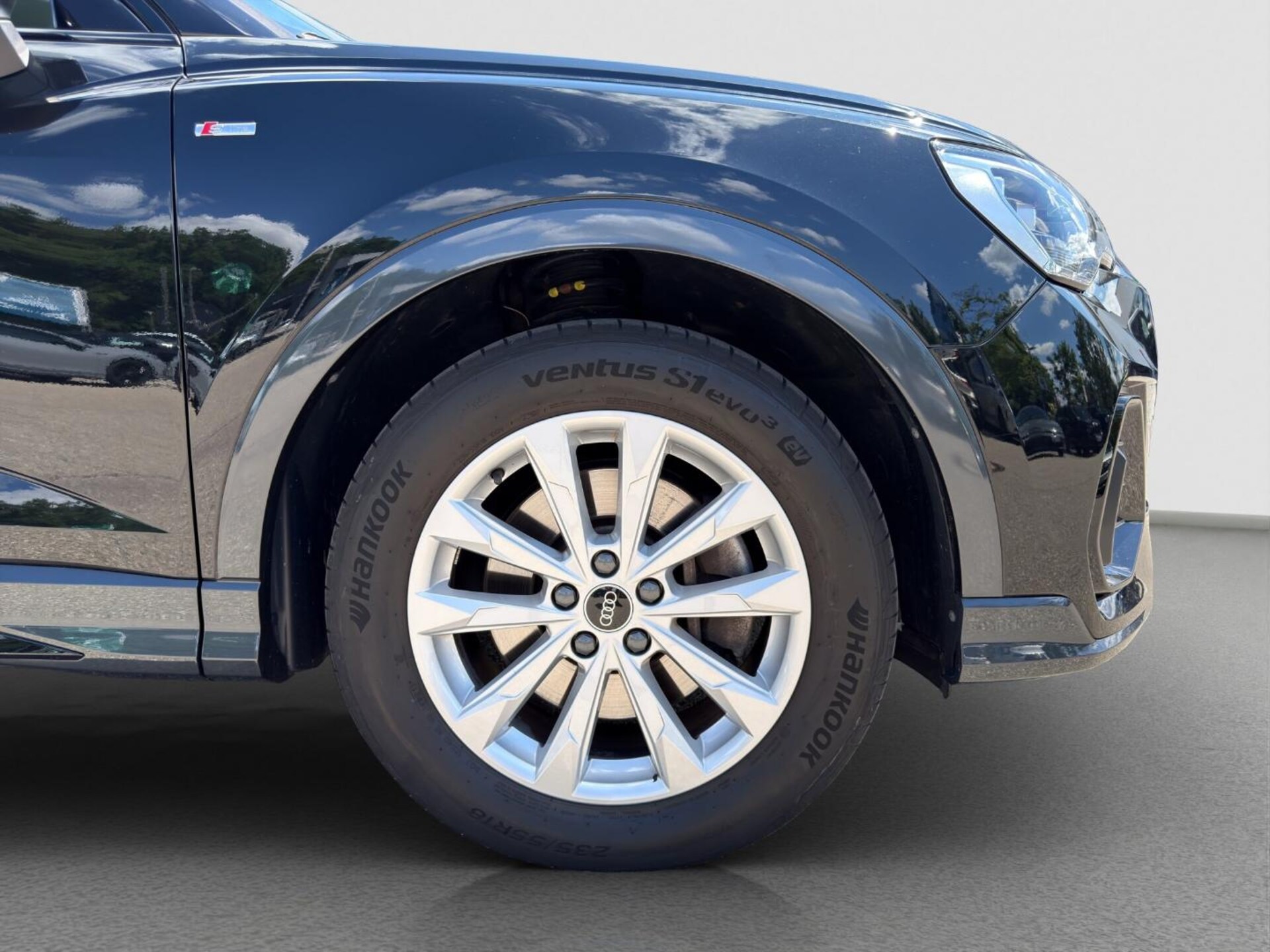 Audi Q3 Sportback S line