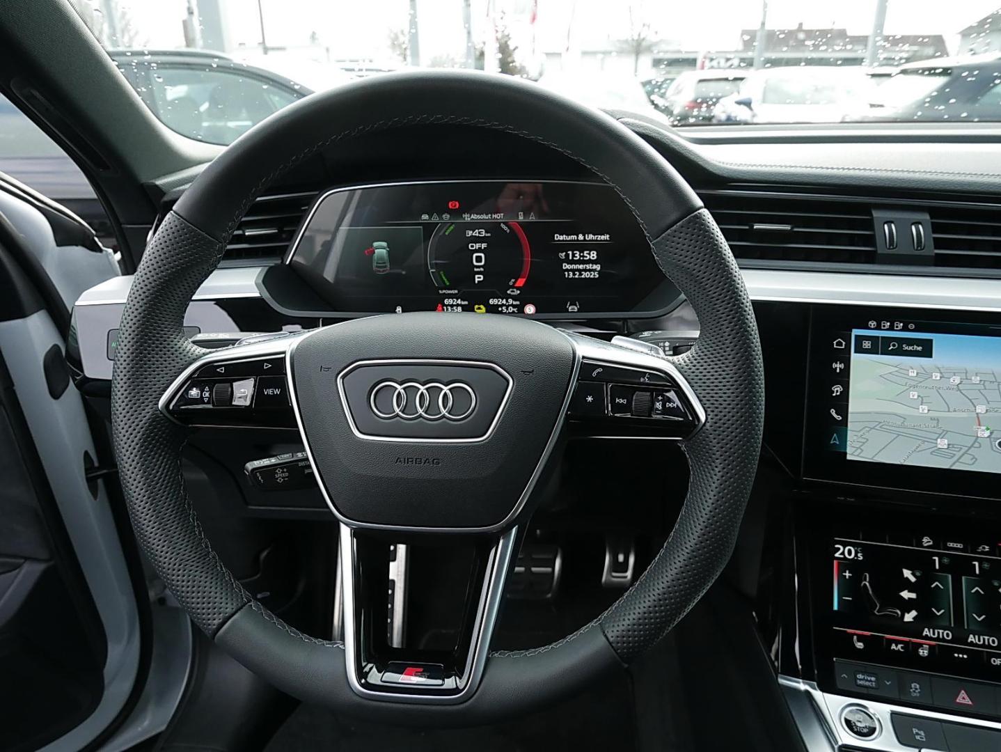 Image about Audi Q8 Sportback e-tron advanced 55 e-tron quattro