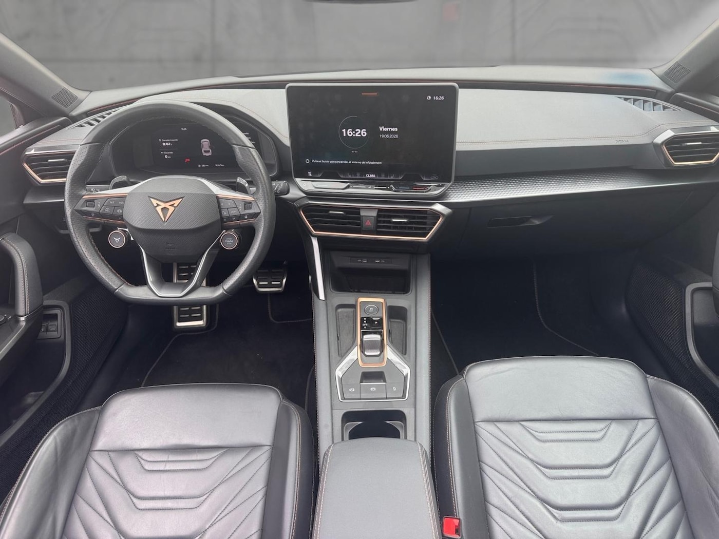 CUPRA Leon Sportstourer 1.5 TSI e-Hybrid VZ DSG 200 kW (272 CV) — photo 4