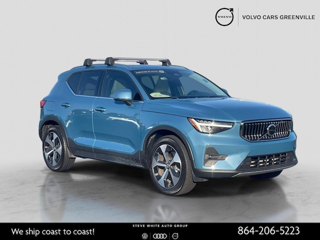 2023 Volvo XC40