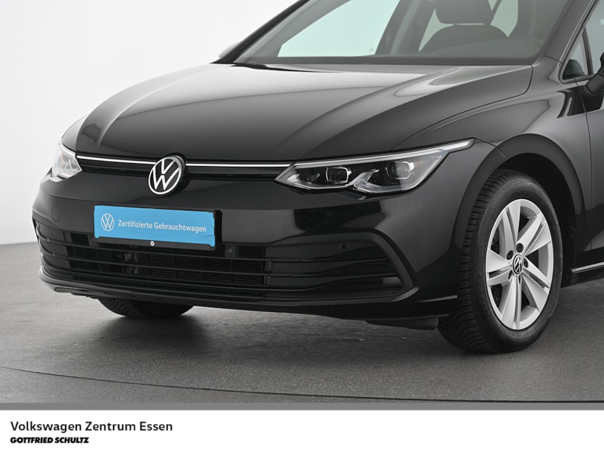 Volkswagen Golf Life