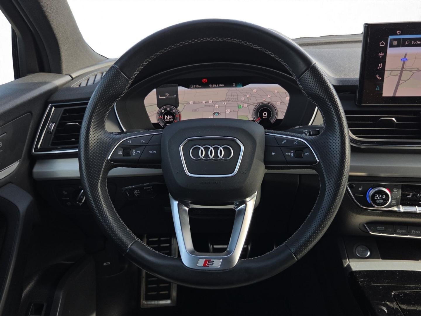 Bild über Audi Q5 40 TDI quattro S tronic - für weitere Informationen kontaktieren Sie den Audi Partner