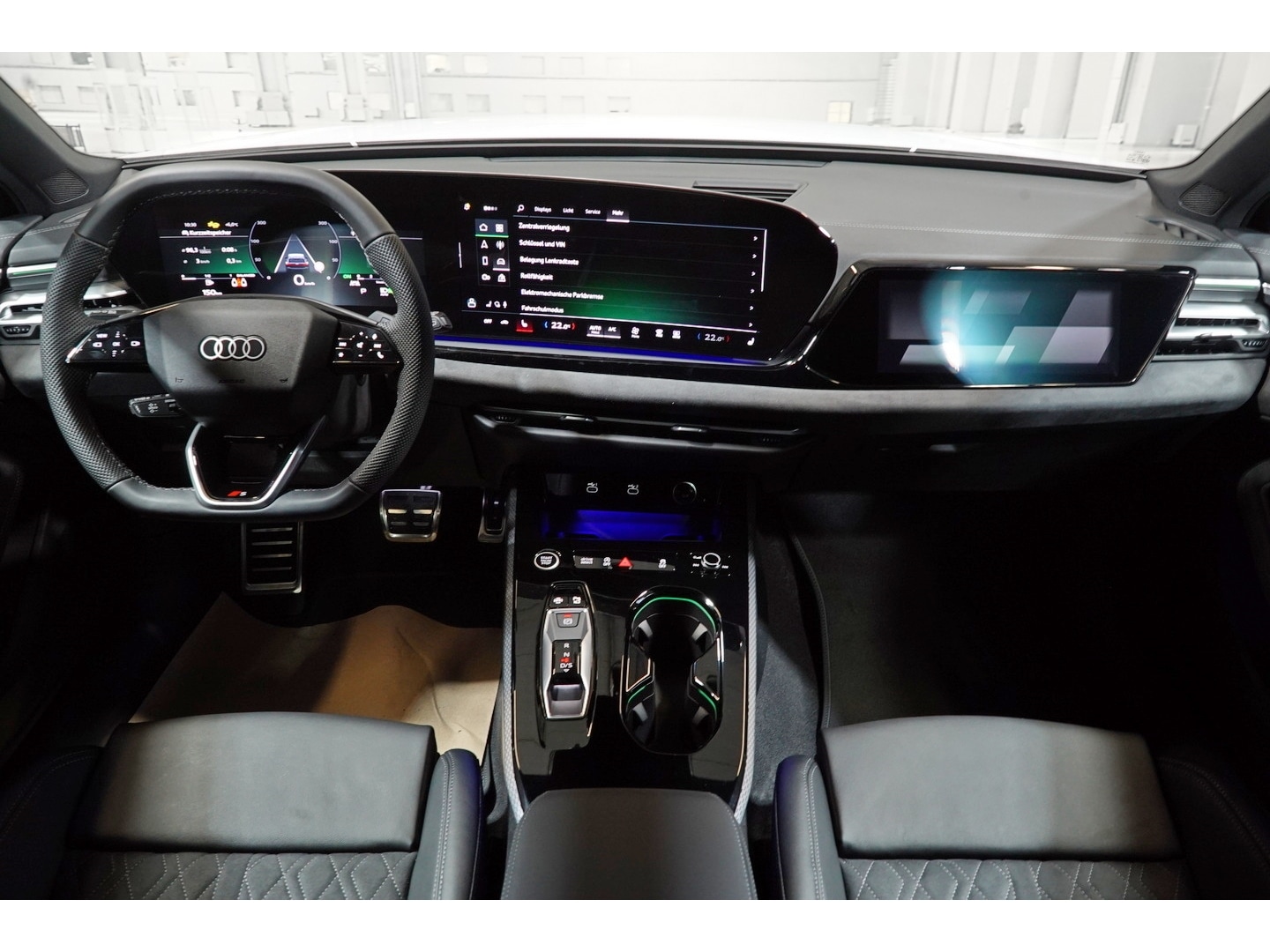 Bild über Audi A5 Avant TFSI quattro S tronic - für weitere Informationen kontaktieren Sie den Audi Partner