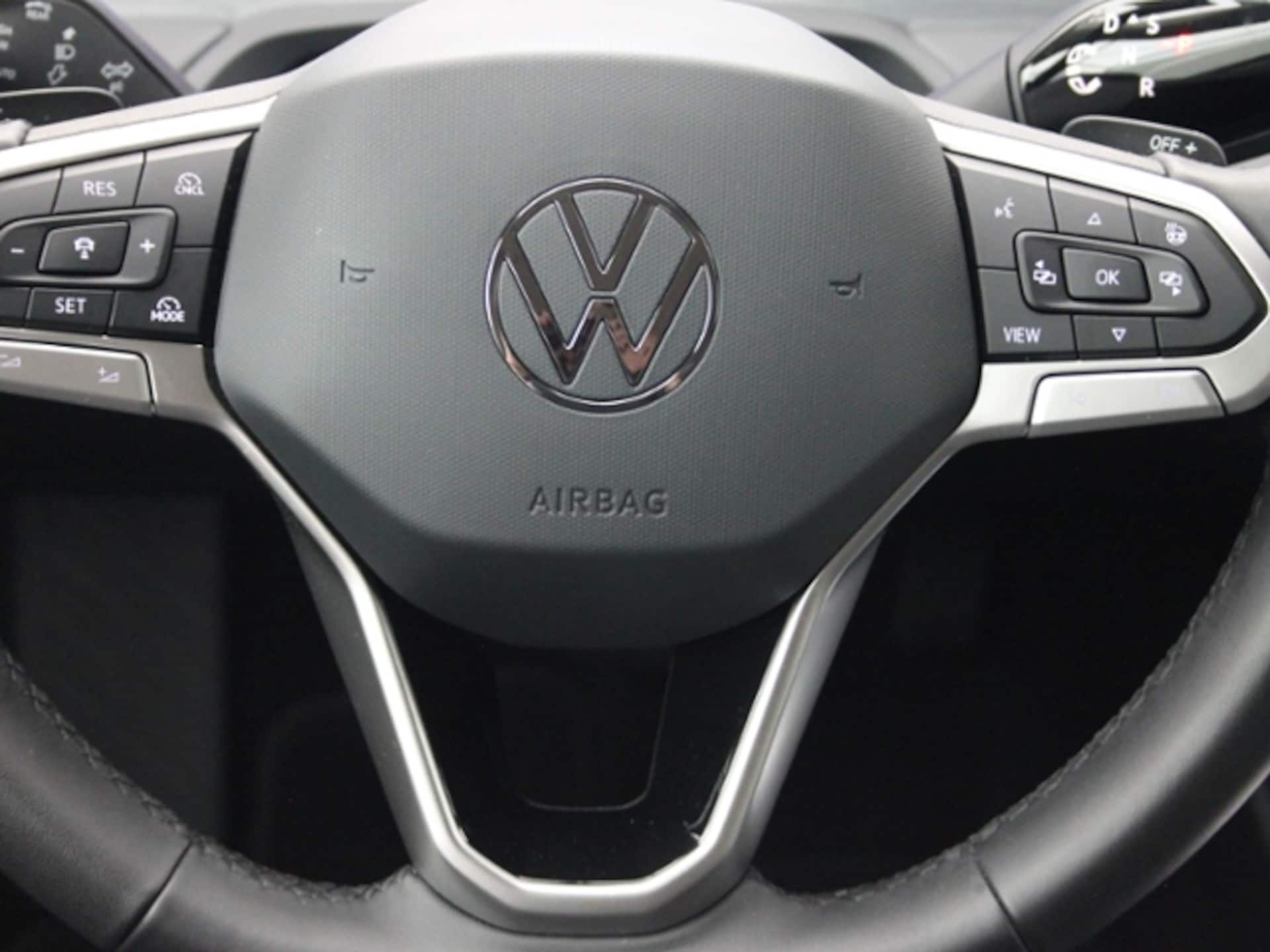 Volkswagen Passat Elegance