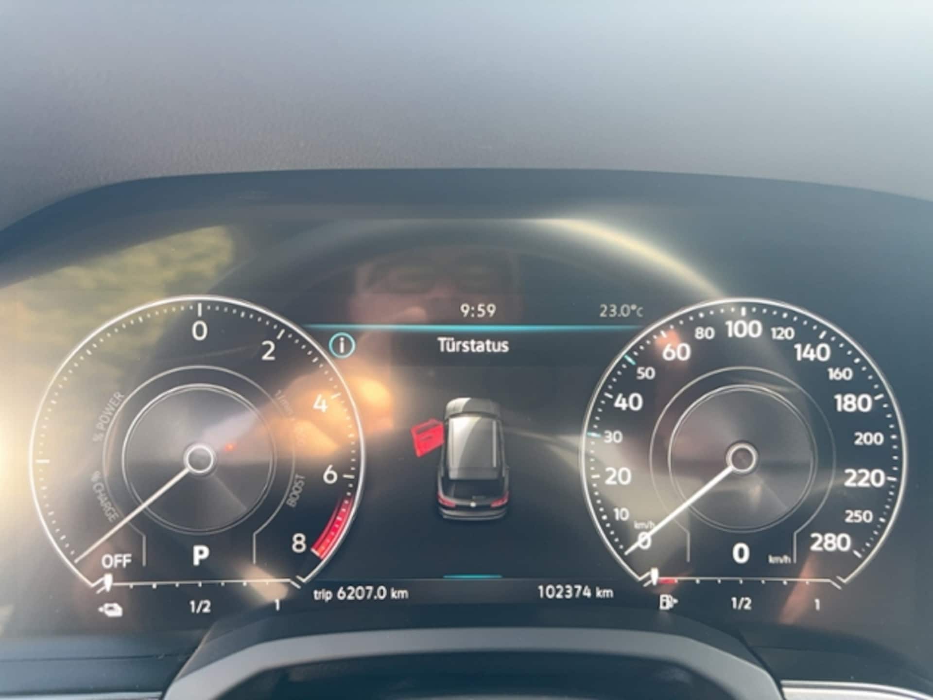 Volkswagen Touareg R