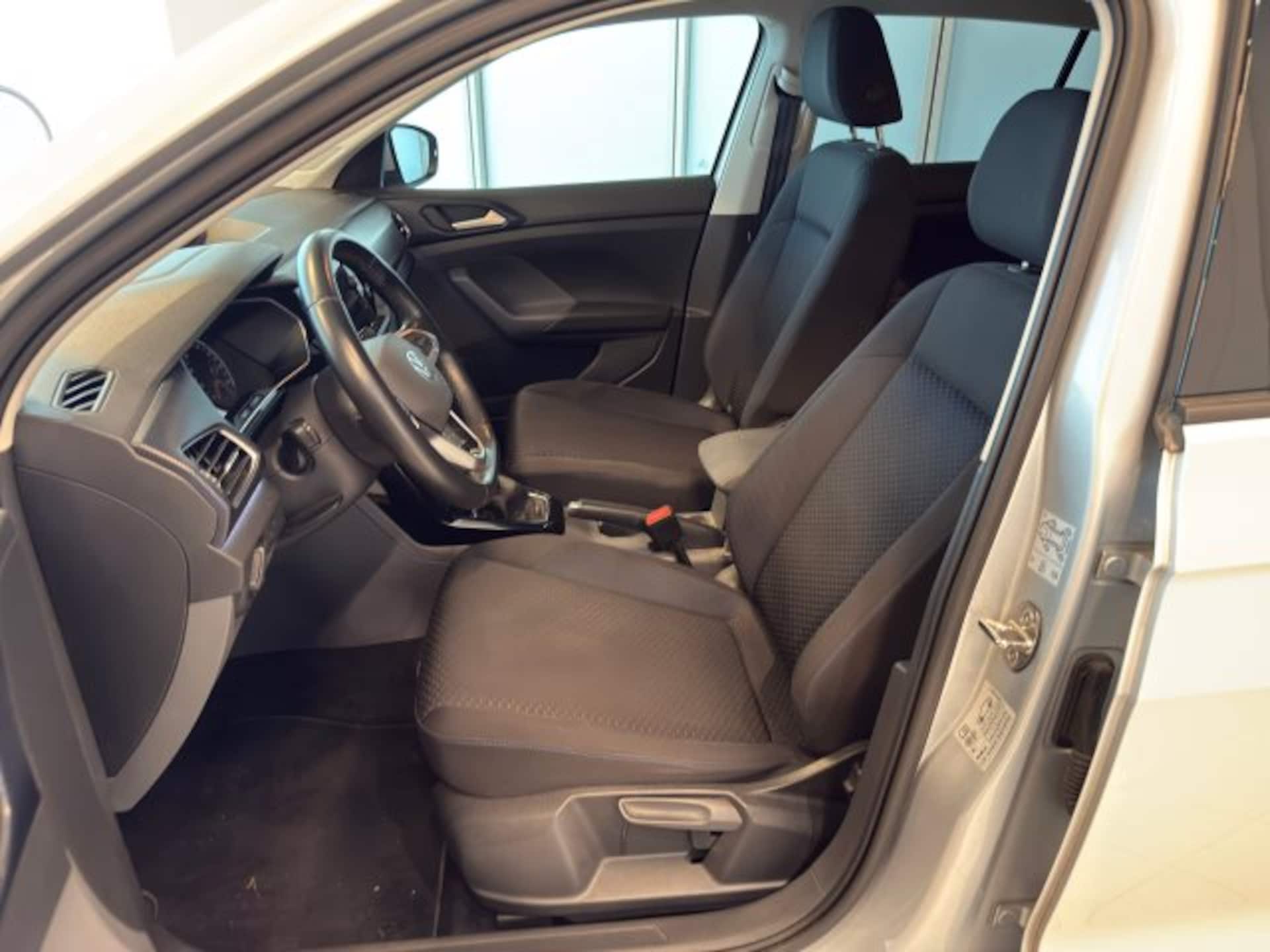 Volkswagen T-Cross United